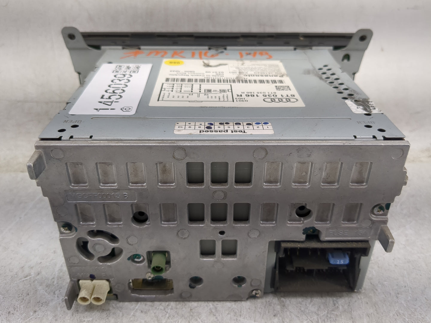 2010-2012 Audi A4 Radio AM FM Cd Player Receiver Replacement P/N:8T1035186R CQ-JA1962G Fits OEM Used Auto Parts - Oemusedaut