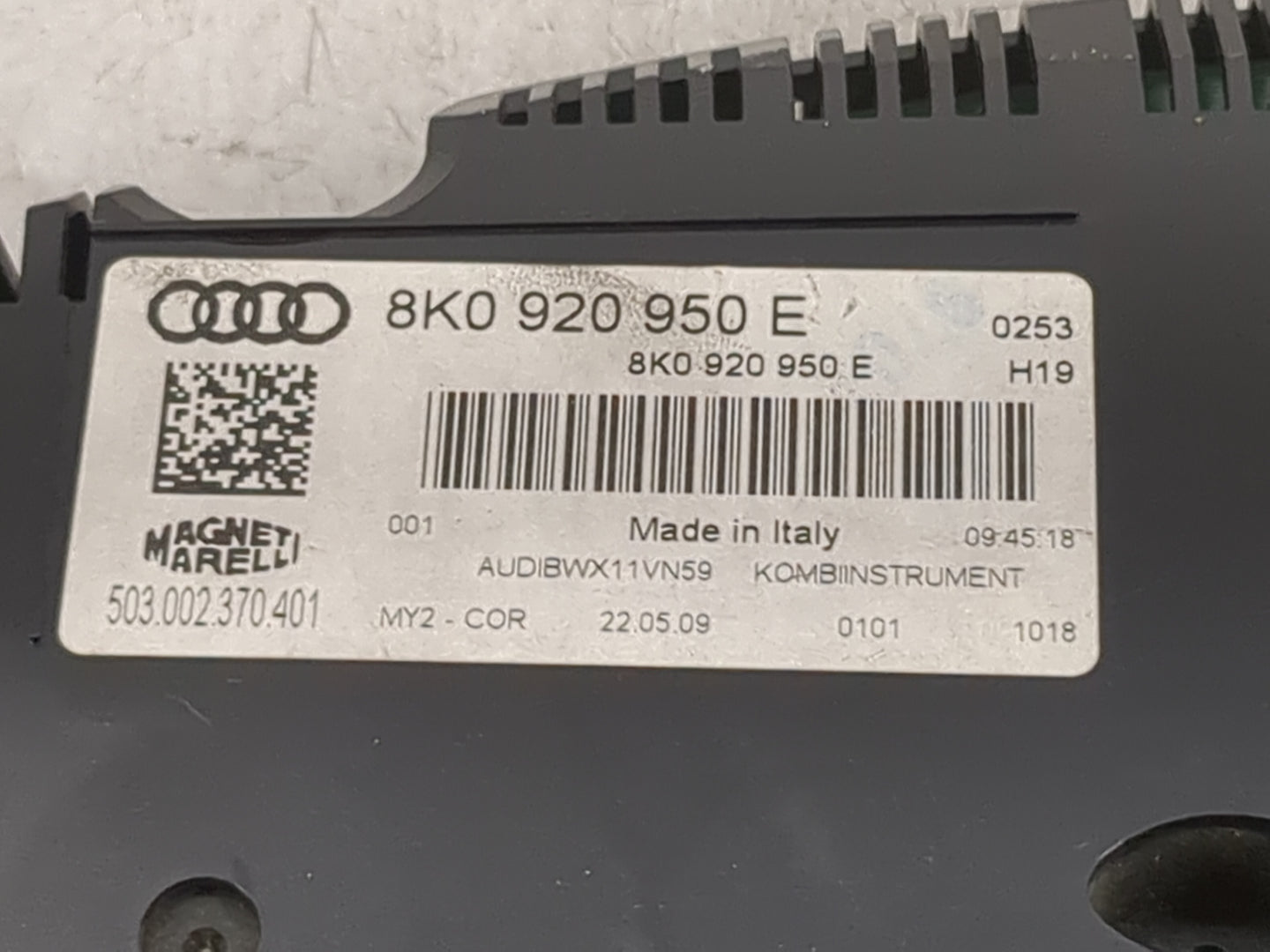 2010-2012 Audi A4 Instrument Cluster Speedometer Gauges P/N:8K0 920 950 E Miles: Fits Fits 2010 2011 2012 OEM Used Auto Part