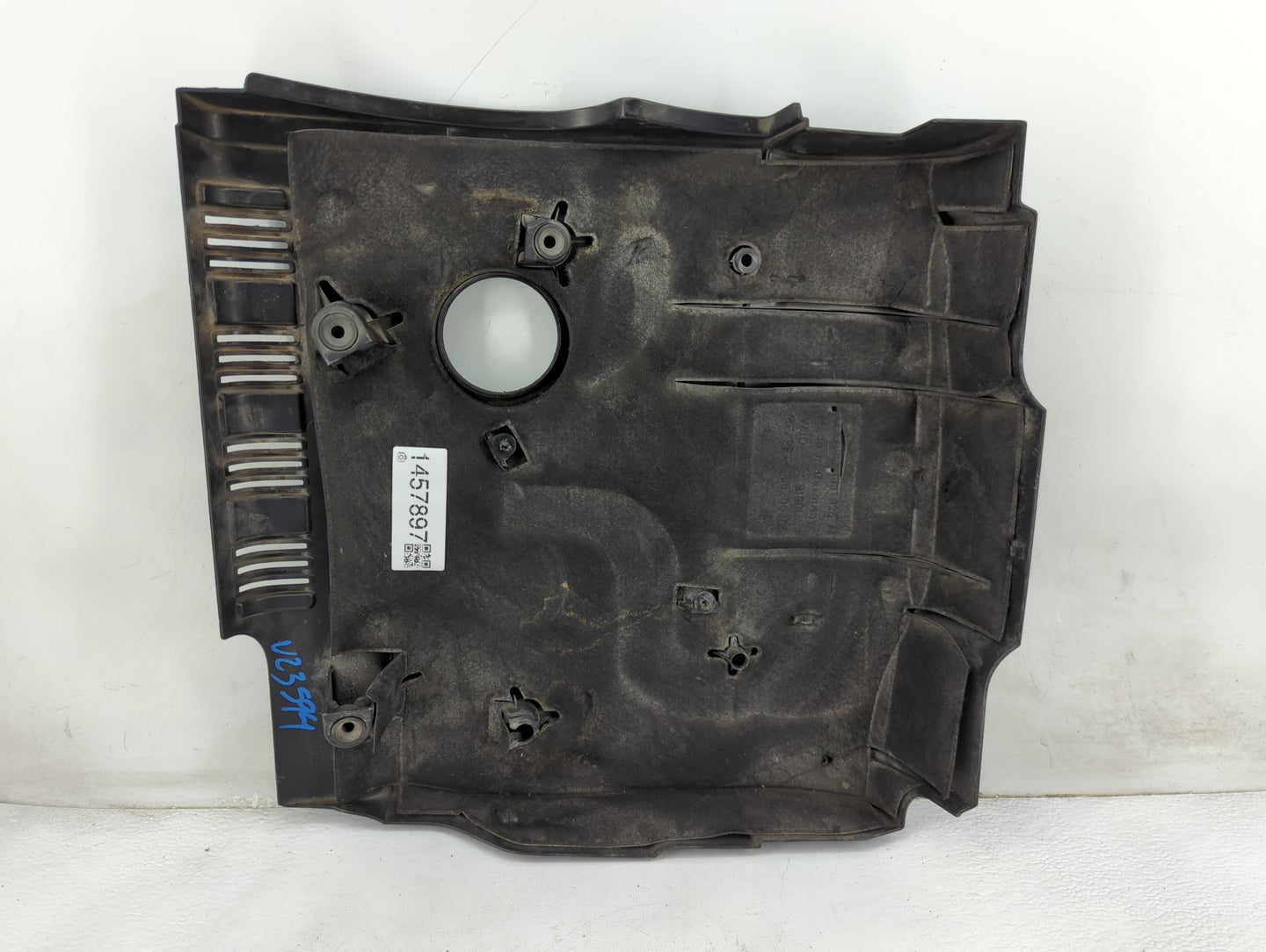 2010 Audi A4 Engine Cover - Oemusedautoparts1.com
