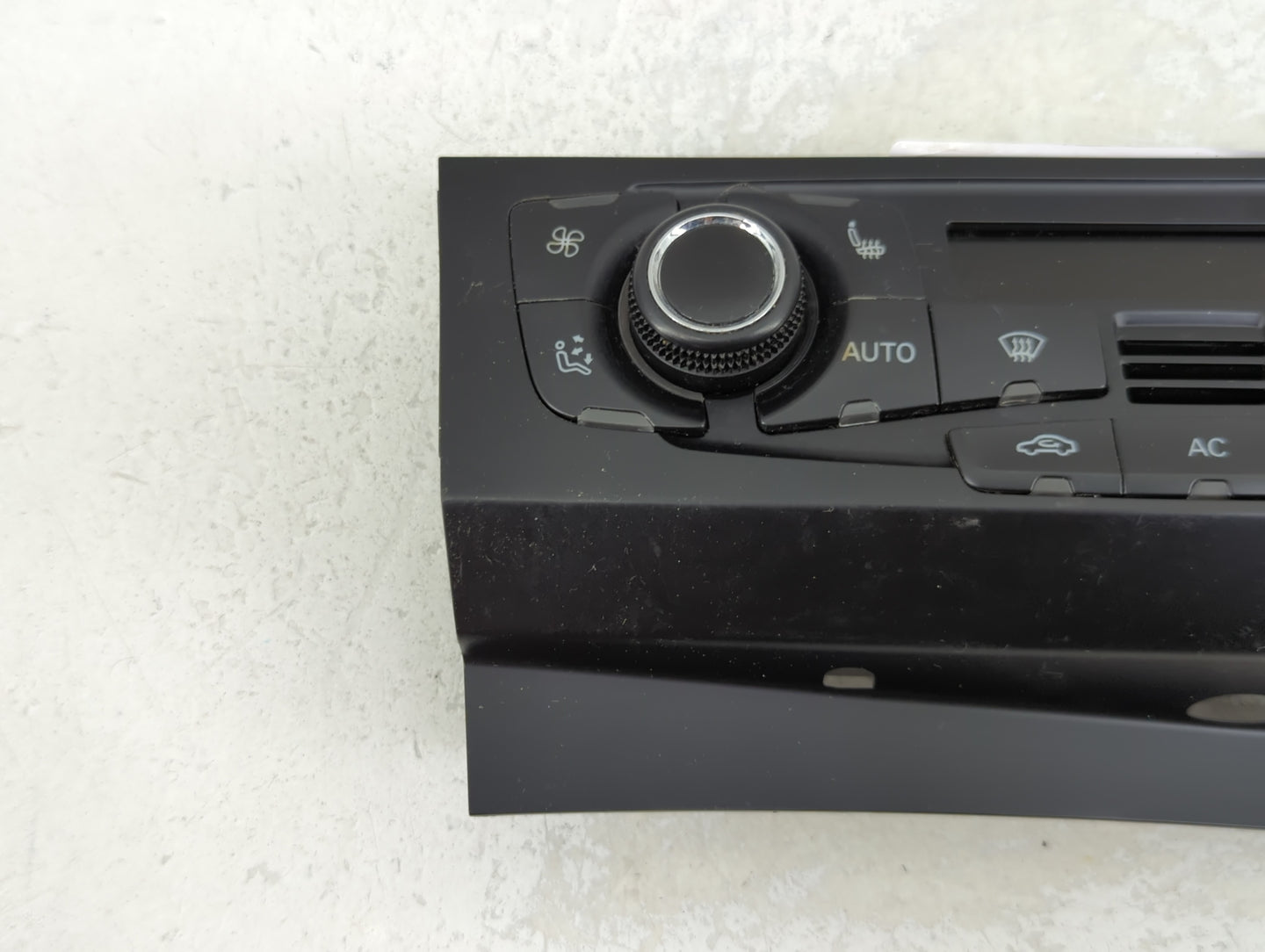 2009-2012 Audi A4 Climate Control Module Temperature AC/Heater Replacement P/N:8T1820043AQ A2C53346679 Fits OEM Used Auto Pa