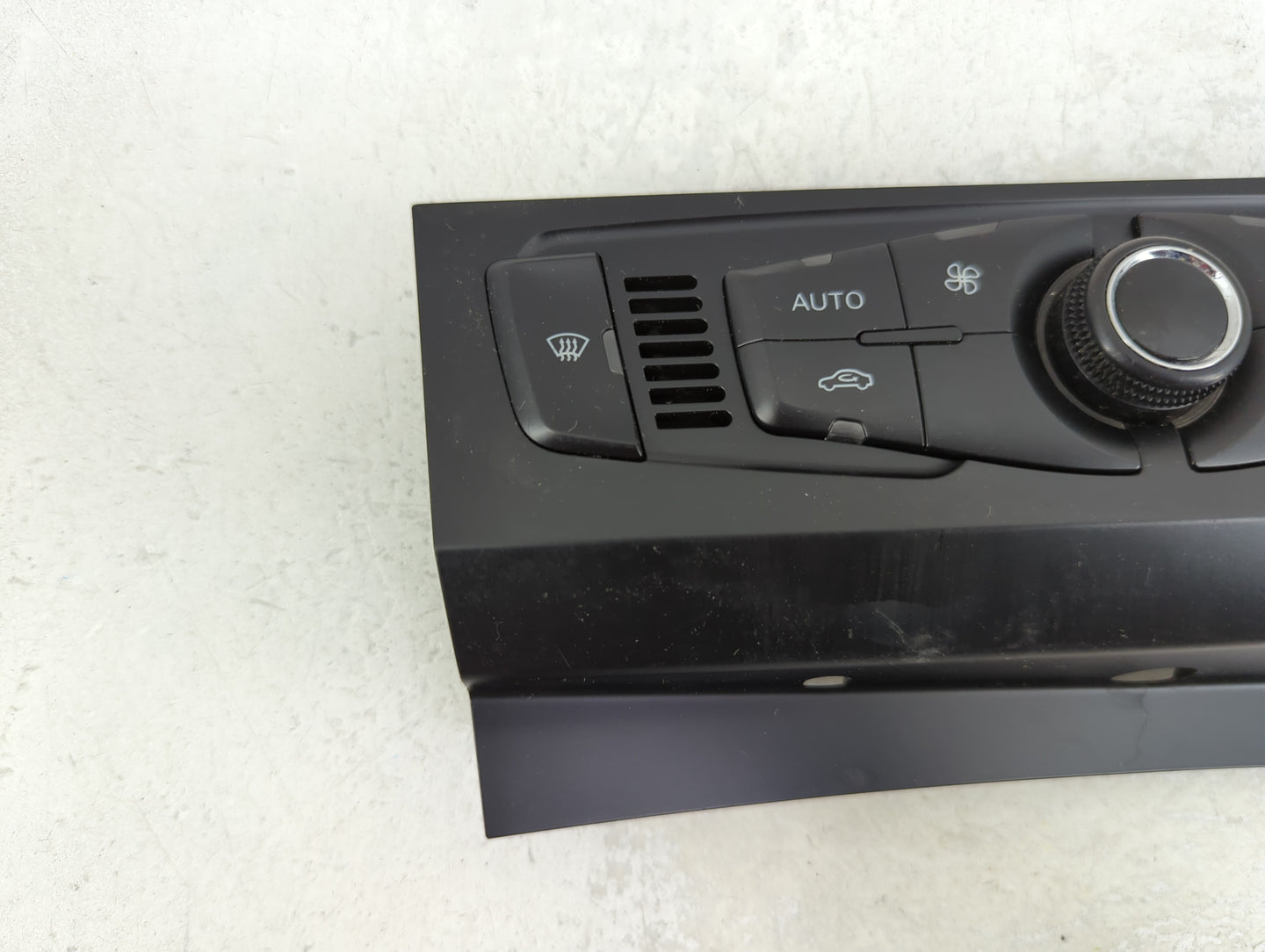 2009-2012 Audi A4 Climate Control Module Temperature AC/Heater Replacement P/N:8T1820043AM A2C53346674 Fits OEM Used Auto Pa