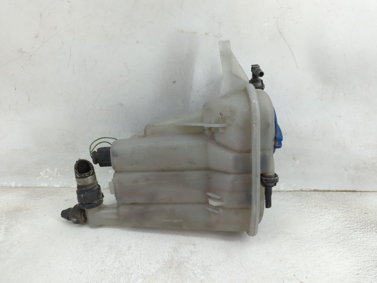 2009-2012 Audi A4 Radiator Coolant Overflow Expansion Tank Bottle 1459445 - Oemusedautoparts1.com