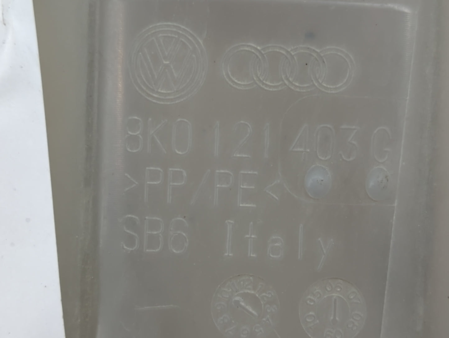 2009-2012 Audi A4 Radiator Coolant Overflow Expansion Tank Bottle 1459445 - Oemusedautoparts1.com