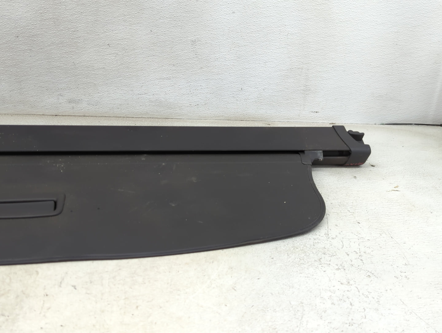 2010 Audi A4 Rear Cargo Cover Storage Retractable Shade - Oemusedautoparts1.com