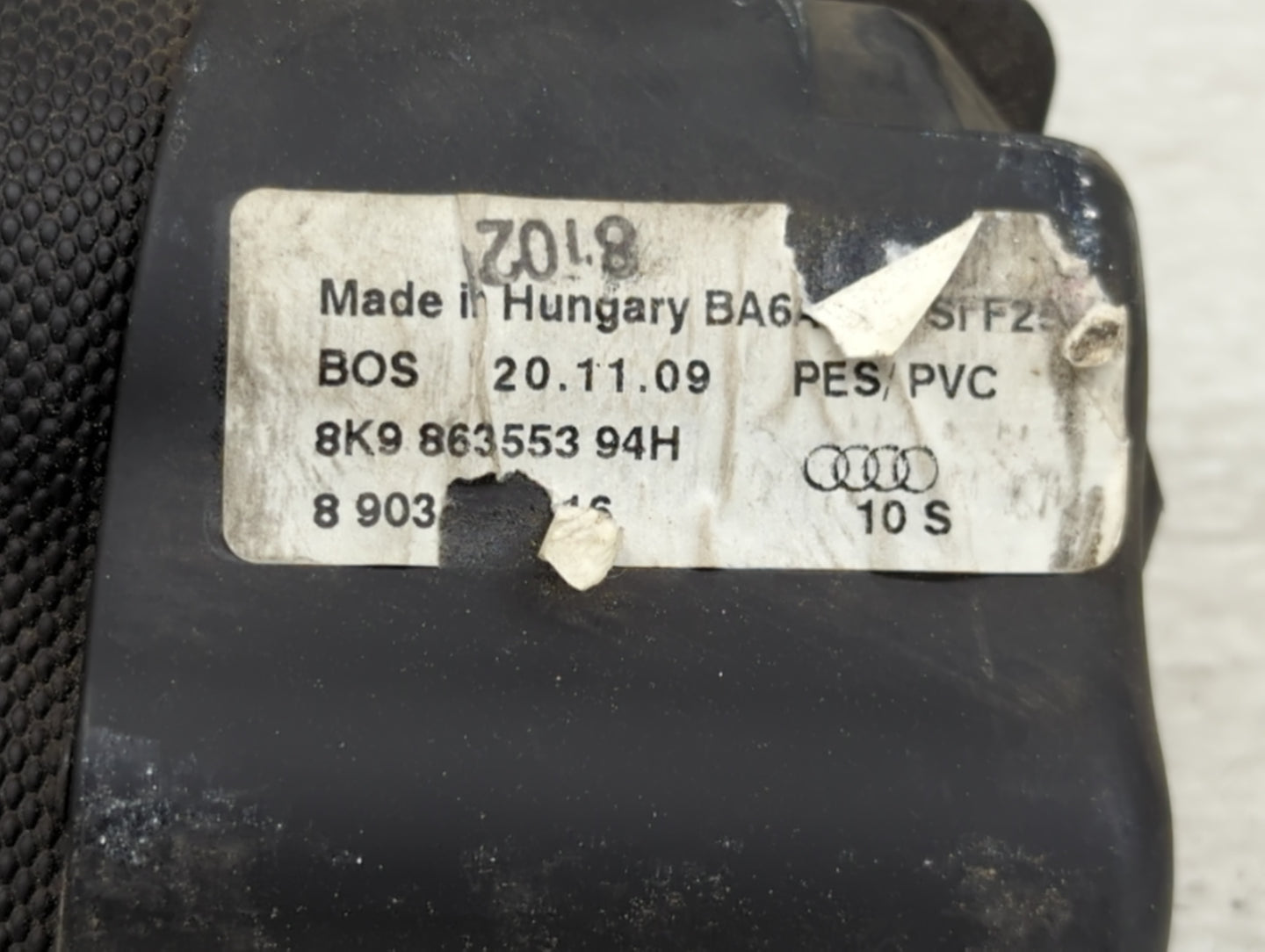 2010 Audi A4 Rear Cargo Cover Storage Retractable Shade - Oemusedautoparts1.com