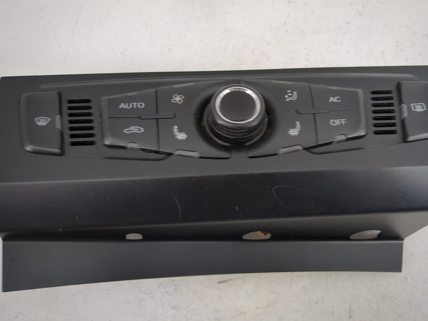 2009-2012 Audi A4 Climate Control Module Temperature AC/Heater Replacement P/N:8T1820043AA A2C53307431 Fits OEM Used Auto Pa