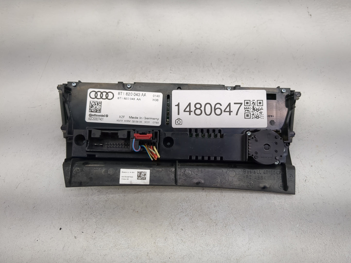 2009-2012 Audi A4 Climate Control Module Temperature AC/Heater Replacement P/N:8T1820043AA A2C53307431 Fits OEM Used Auto Pa
