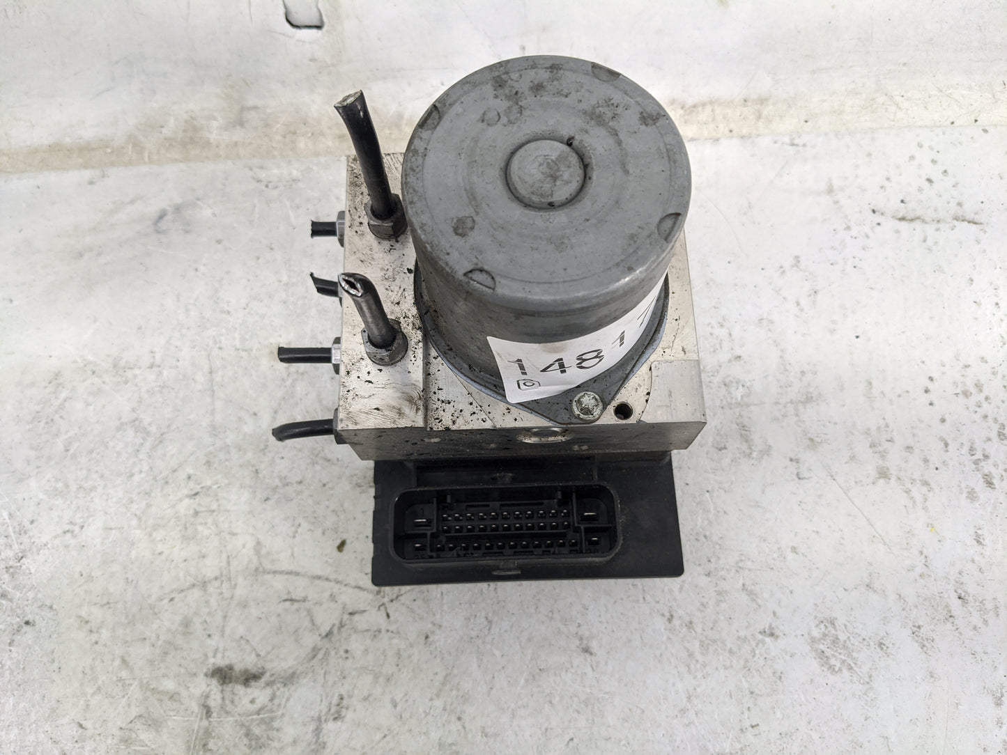 2010-2012 Audi A4 ABS Pump Control Module Replacement P/N:8K0614517FK 0265236191, 8K0907379BT, 0265951171 Fits Fits 2010 201