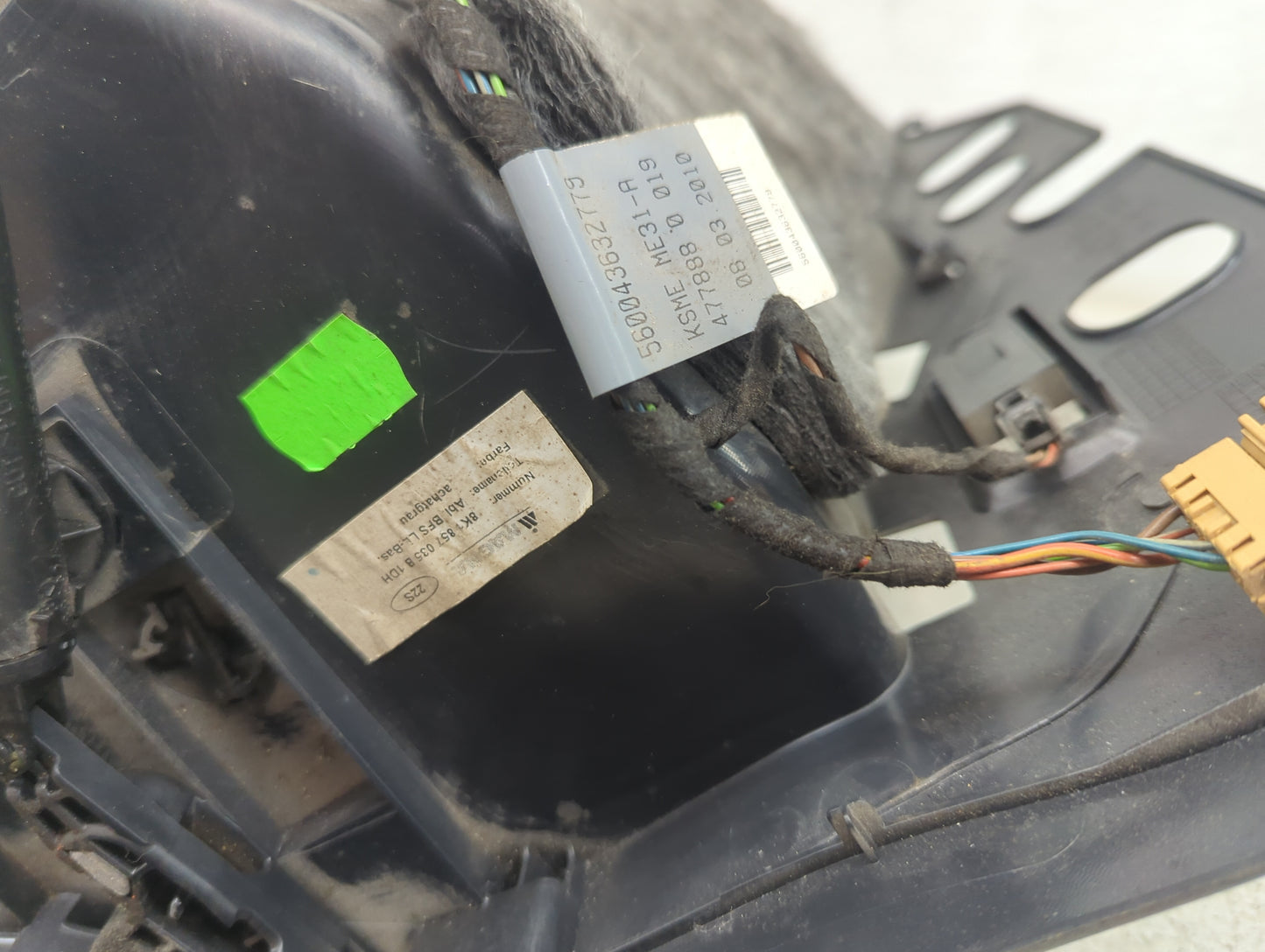 2010 Audi A4 Passenger Glove Box Door Storage Compartment Black - Oemusedautoparts1.com