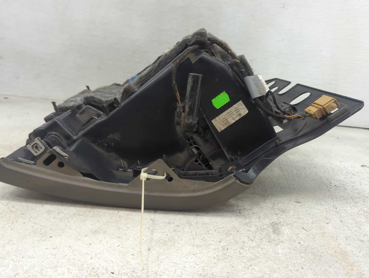 2010 Audi A4 Passenger Glove Box Door Storage Compartment Black - Oemusedautoparts1.com