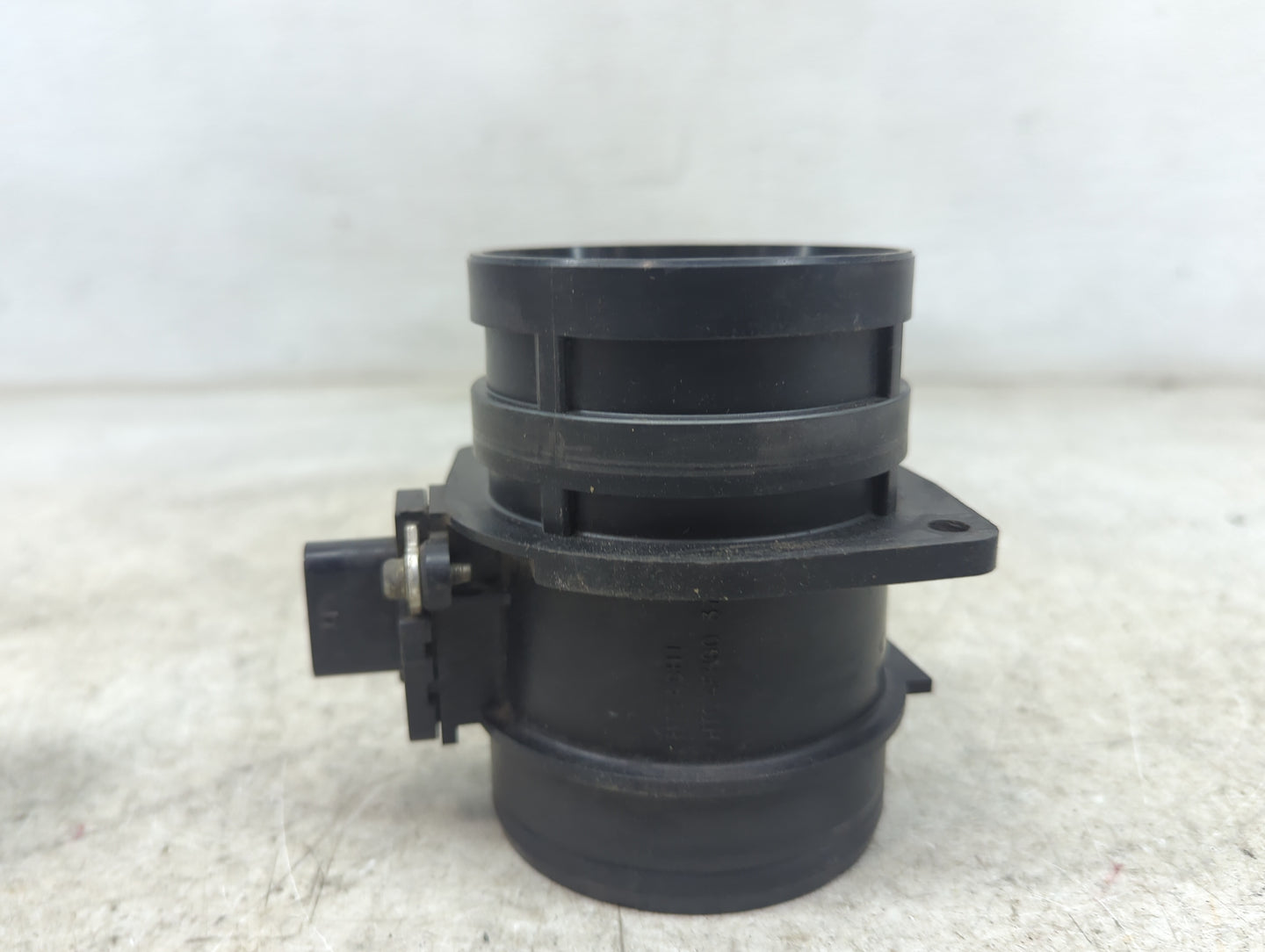 2009-2012 Audi A4 Mass Air Flow Meter Maf 1489870 - Oemusedautoparts1.com