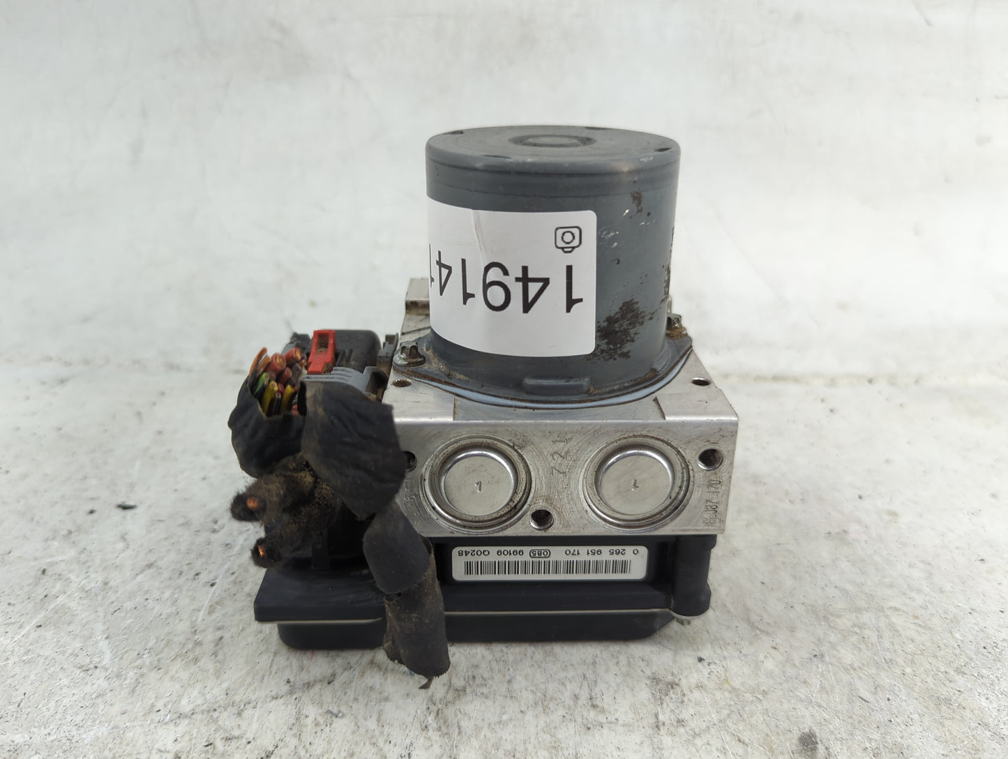 2009-2010 Audi A4 ABS Pump Control Module Replacement P/N:0265236188 8K0614517FL, 8K0907379CA Fits Fits 2009 2010 OEM Used A