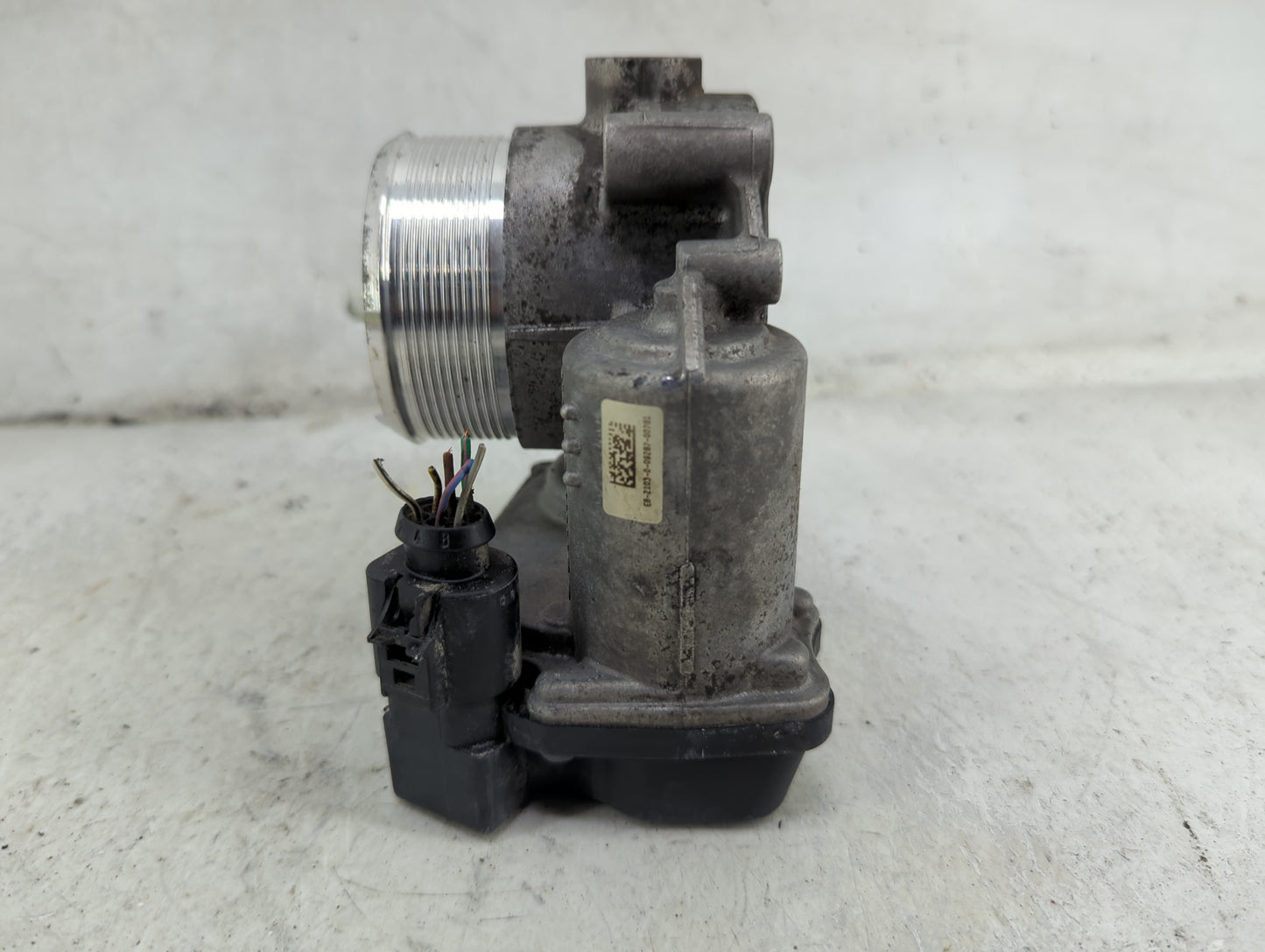 2005-2016 Audi A4 Throttle Body P/N:06F 133 062 J A2C53302056 Fits OEM Used Auto Parts - Oemusedautoparts1.com
