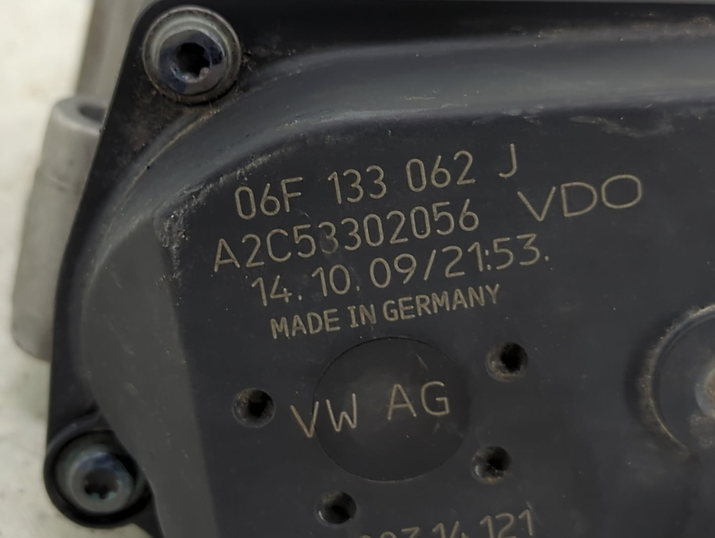 2005-2016 Audi A4 Throttle Body P/N:06F 133 062 J A2C53302056 Fits OEM Used Auto Parts - Oemusedautoparts1.com