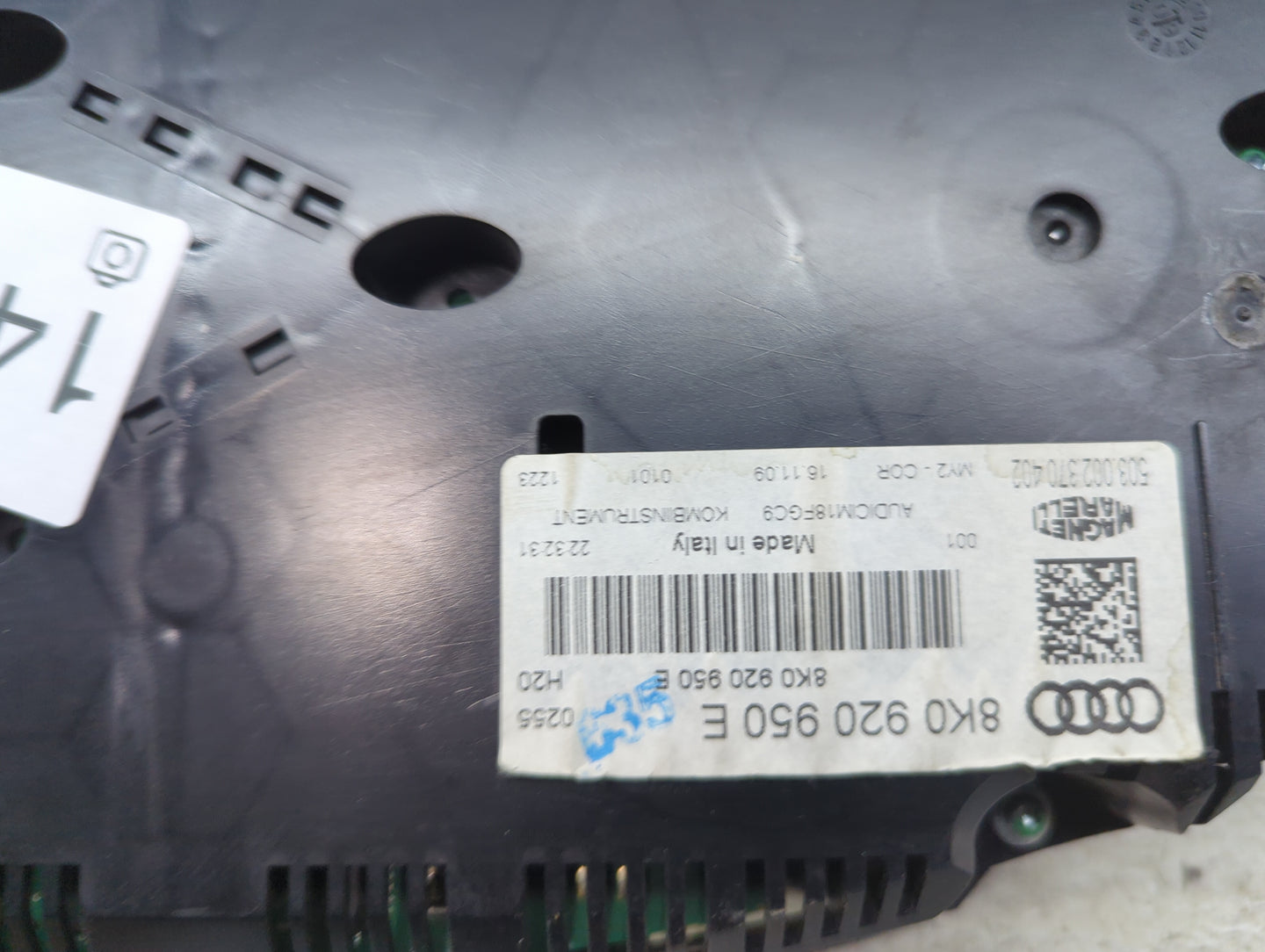 2010-2012 Audi A4 Instrument Cluster Speedometer Gauges P/N:8K0920950E 503002370402 Miles: Fits Fits 2010 2011 2012 OEM Used