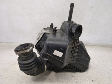 2009-2011 Audi A4 Air Cleaner Intake-duct Hose Tube 1499730 - Oemusedautoparts1.com