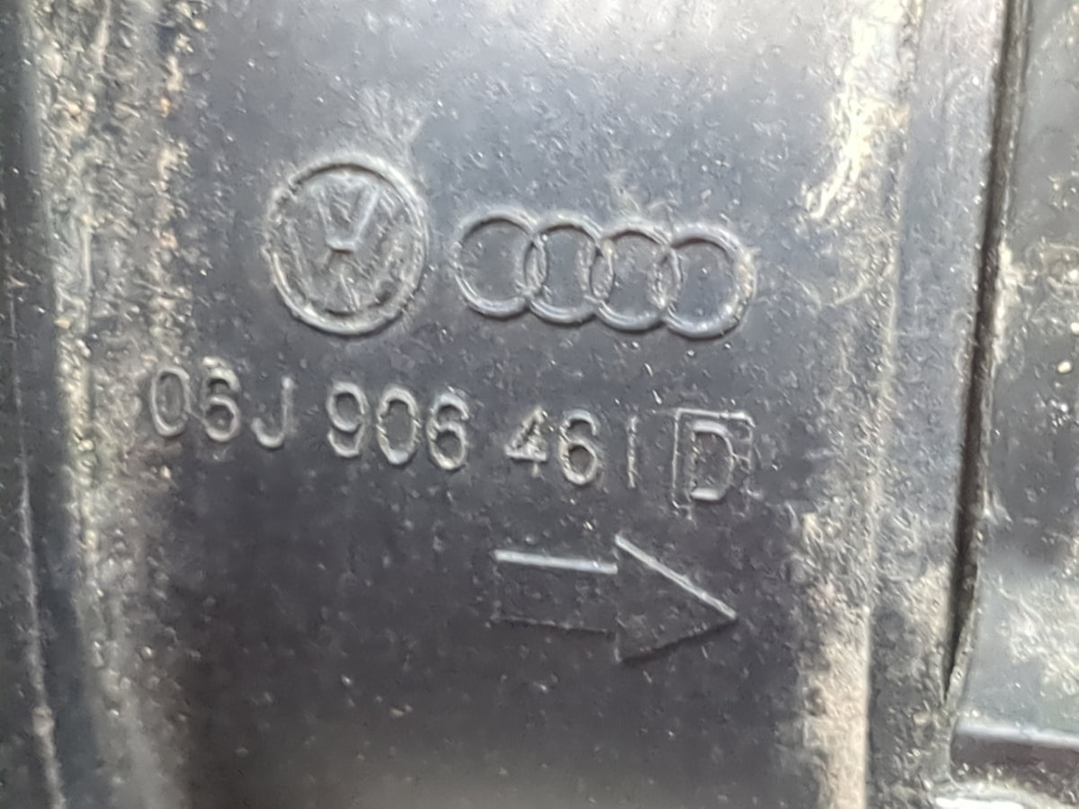 2009-2011 Audi A4 Air Cleaner Intake-duct Hose Tube 1499730 - Oemusedautoparts1.com