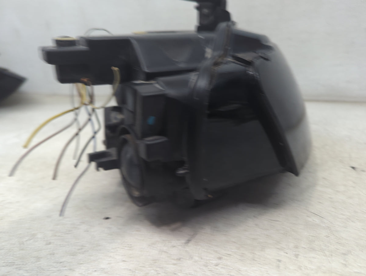 2009-2012 Audi A4 Passenger Right Oem Head Light Headlight Lamp 1499744 - Oemusedautoparts1.com