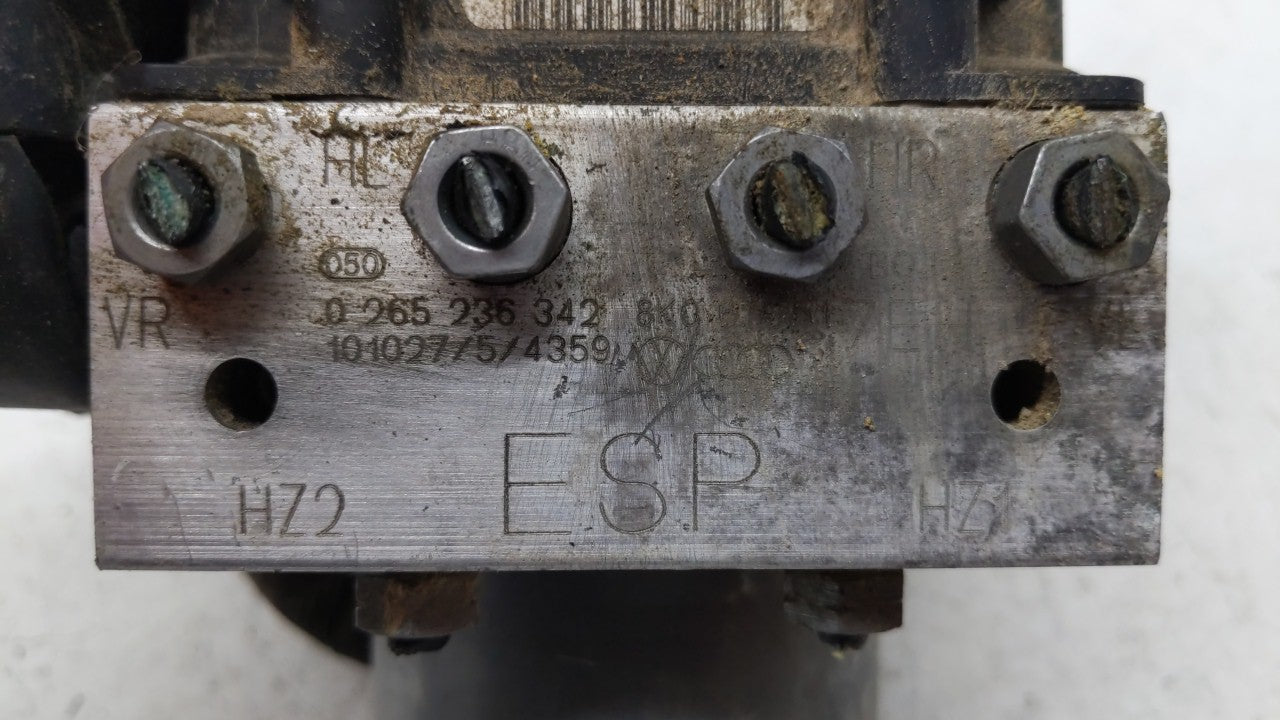 2010-2012 Audi A4 ABS Pump Control Module Replacement P/N:8K0 907 379 BH 8K0 907 379 BT, 8K0 614 517 CT Fits Fits 2010 2011 