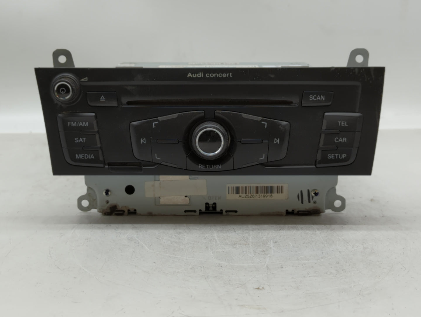 2010-2012 Audi A4 Radio AM FM Cd Player Receiver Replacement P/N:8T1 035 186 R 4G0035082C Fits OEM Used Auto Parts - Oemused