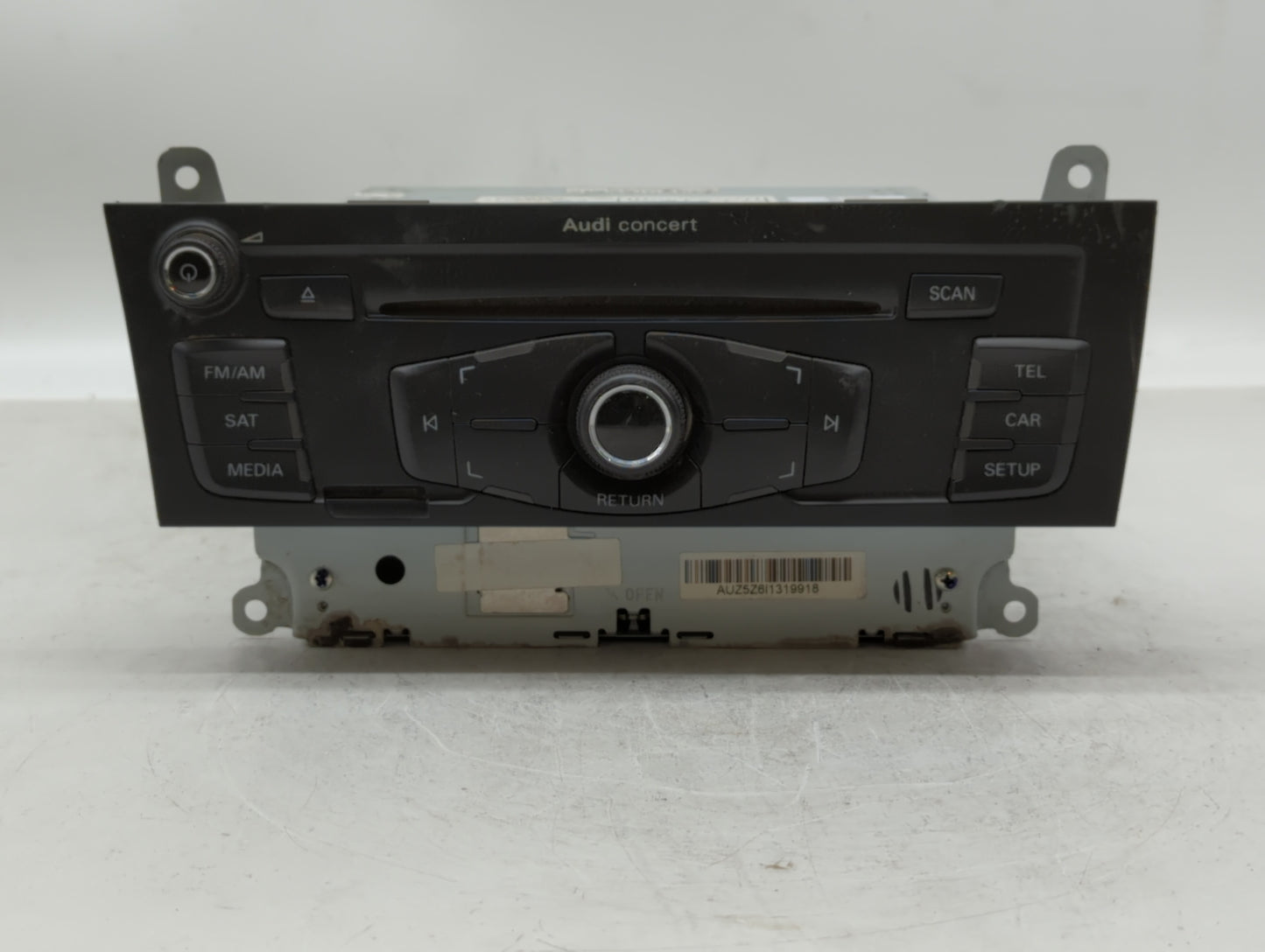 2010-2012 Audi A4 Radio AM FM Cd Player Receiver Replacement P/N:8T1 035 186 R 4G0035082C Fits OEM Used Auto Parts - Oemused