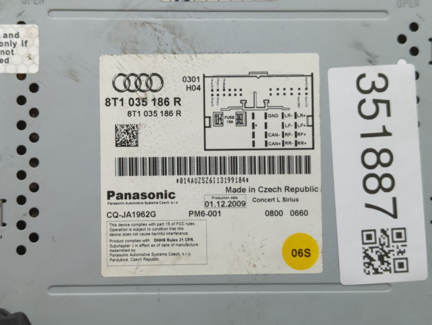 2010-2012 Audi A4 Radio AM FM Cd Player Receiver Replacement P/N:8T1 035 186 R 4G0035082C Fits OEM Used Auto Parts - Oemused