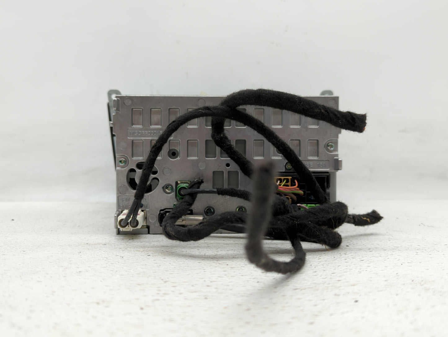 2010-2012 Audi A4 Radio AM FM Cd Player Receiver Replacement P/N:8T1 035 186 R 8T1 035 664 A Fits OEM Used Auto Parts - Oemu