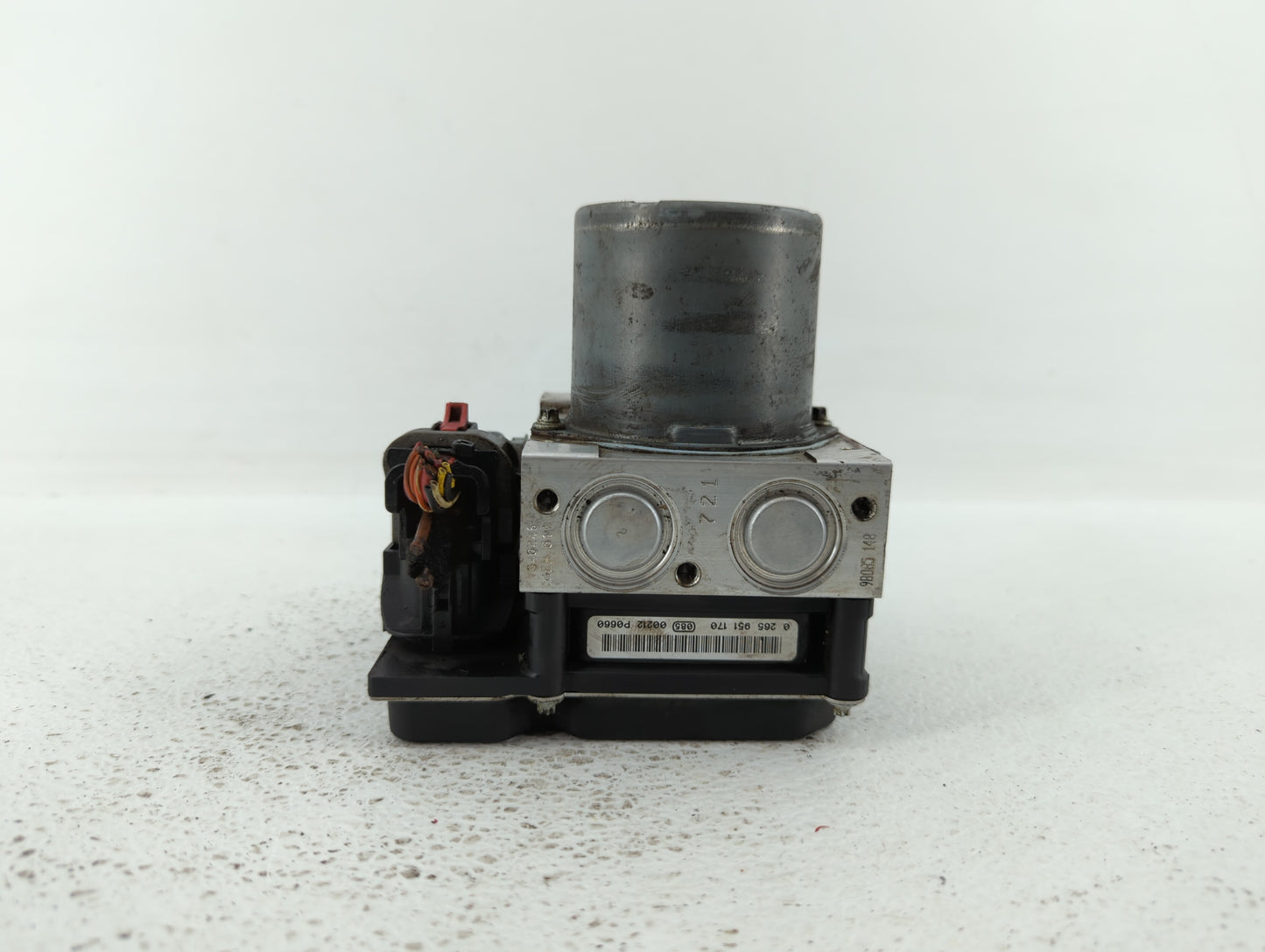 2009-2010 Audi A4 ABS Pump Control Module Replacement P/N:8K0 907 379 CA 8K0 614 517 FL, 8K0 907 379 AF Fits Fits 2009 2010 