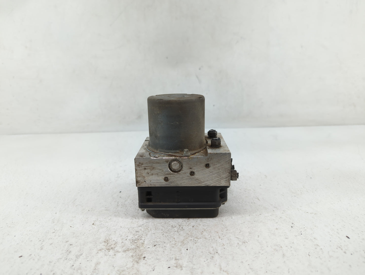 2009-2010 Audi A4 ABS Pump Control Module Replacement P/N:8K0 614 517 DA 8K0 614 517 FK, 8K0 614 517FL Fits Fits 2009 2010 O