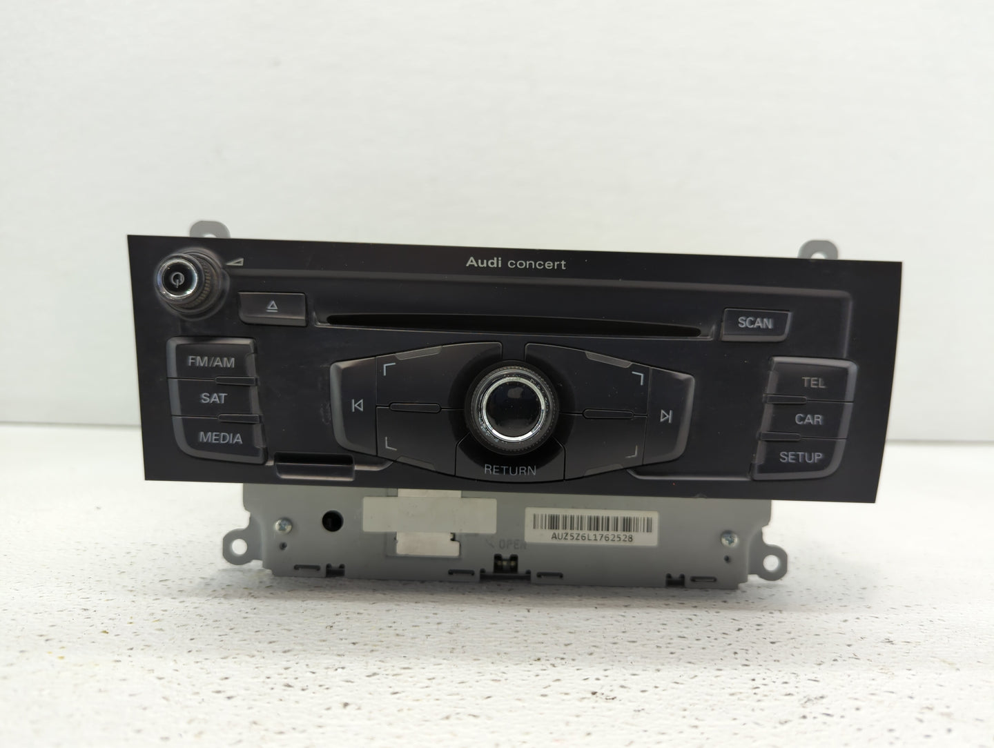 2010-2012 Audi A4 Radio AM FM Cd Player Receiver Replacement P/N:8T1 035 186 R 8T1 035 664 A Fits OEM Used Auto Parts - Oemu