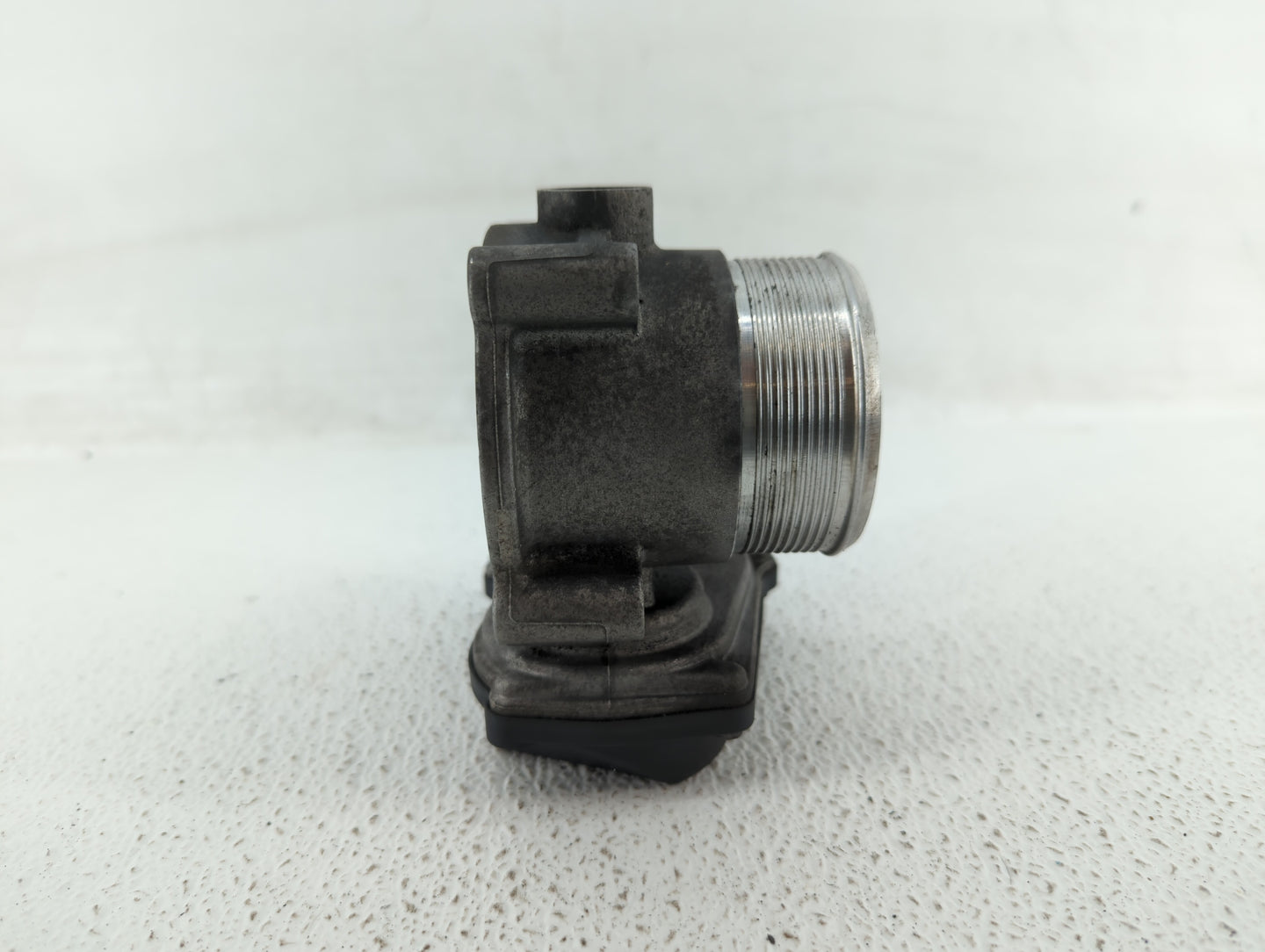 2005-2016 Audi A4 Throttle Body P/N:06F 133 062 T 06F 133 062 Q Fits OEM Used Auto Parts - Oemusedautoparts1.com