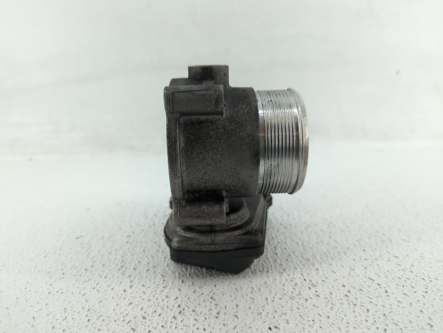 2005-2016 Audi A4 Throttle Body P/N:06F 133 062 T 06F 133 062 Q Fits OEM Used Auto Parts - Oemusedautoparts1.com