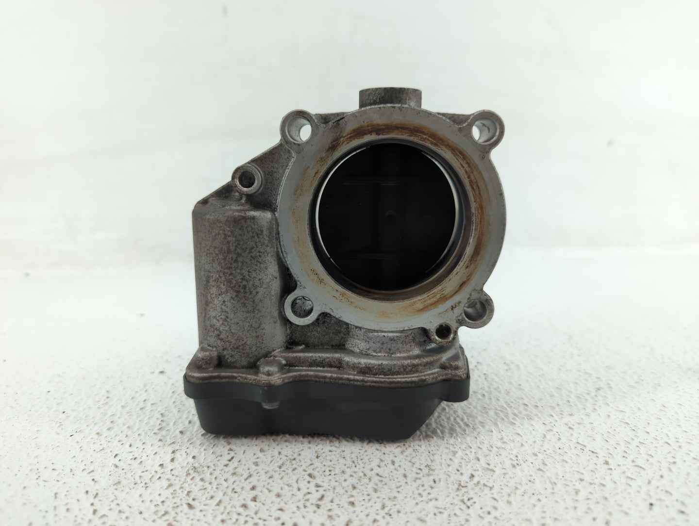 2005-2016 Audi A4 Throttle Body P/N:06F 133 062 T 06F 133 062 Q Fits OEM Used Auto Parts - Oemusedautoparts1.com
