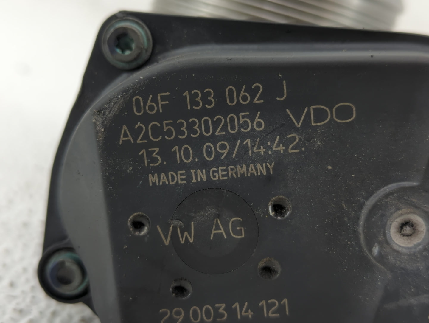 2005-2016 Audi A4 Throttle Body P/N:06F 133 062 T 06F 133 062 Q Fits OEM Used Auto Parts - Oemusedautoparts1.com
