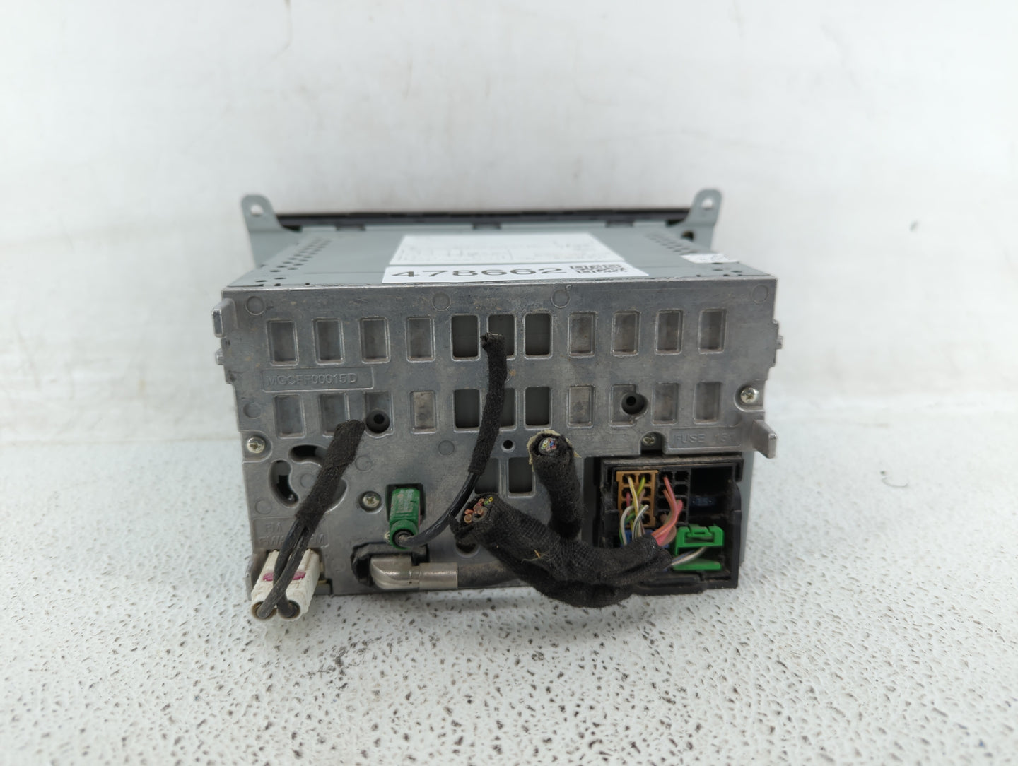 2010-2012 Audi A4 Radio AM FM Cd Player Receiver Replacement P/N:8T1 035 186 R 8T1 035 664 A Fits OEM Used Auto Parts - Oemu