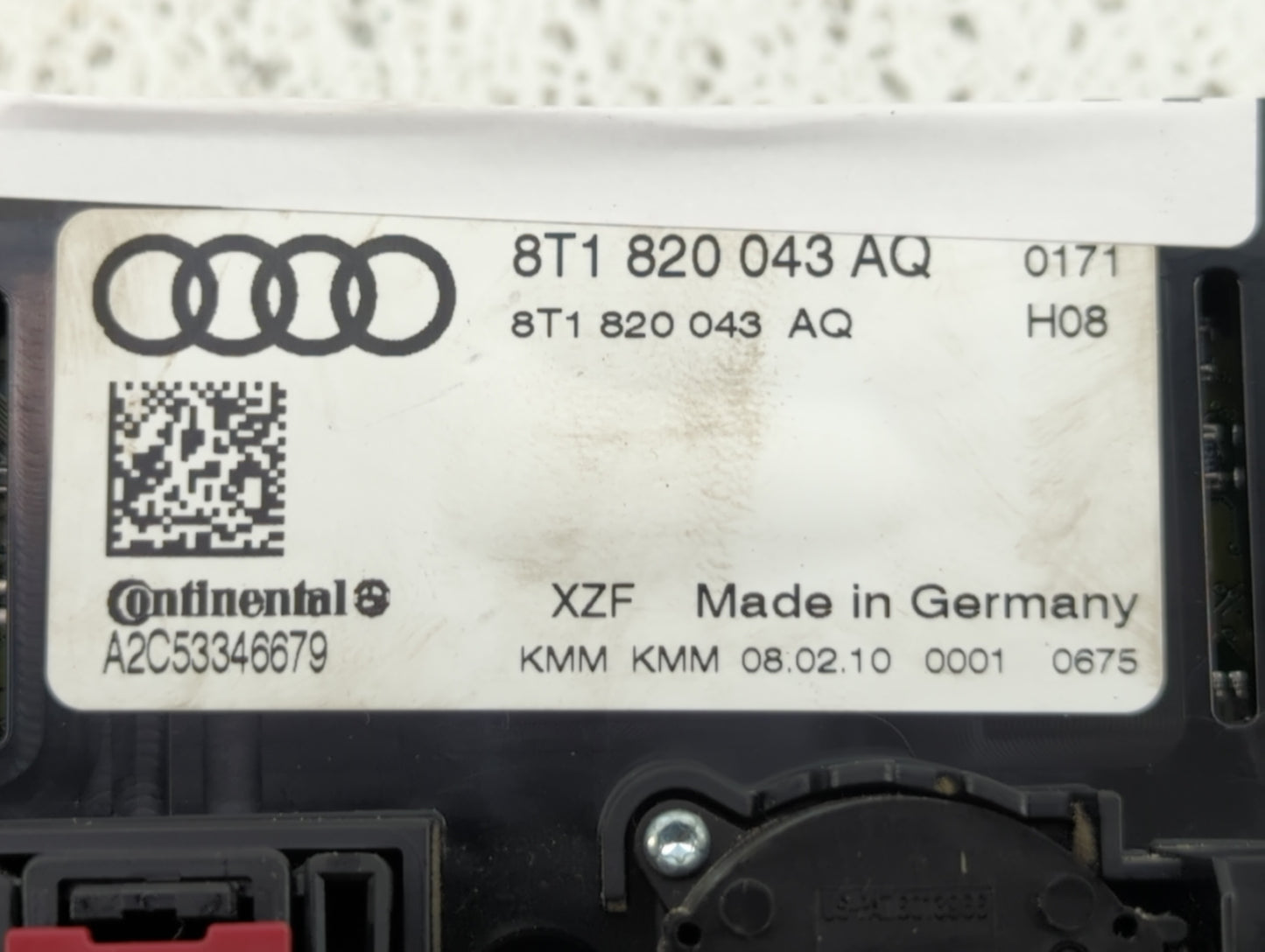 2010-2012 Audi A4 Am Fm Cd Player Radio Receiver - Oemusedautoparts1.com
