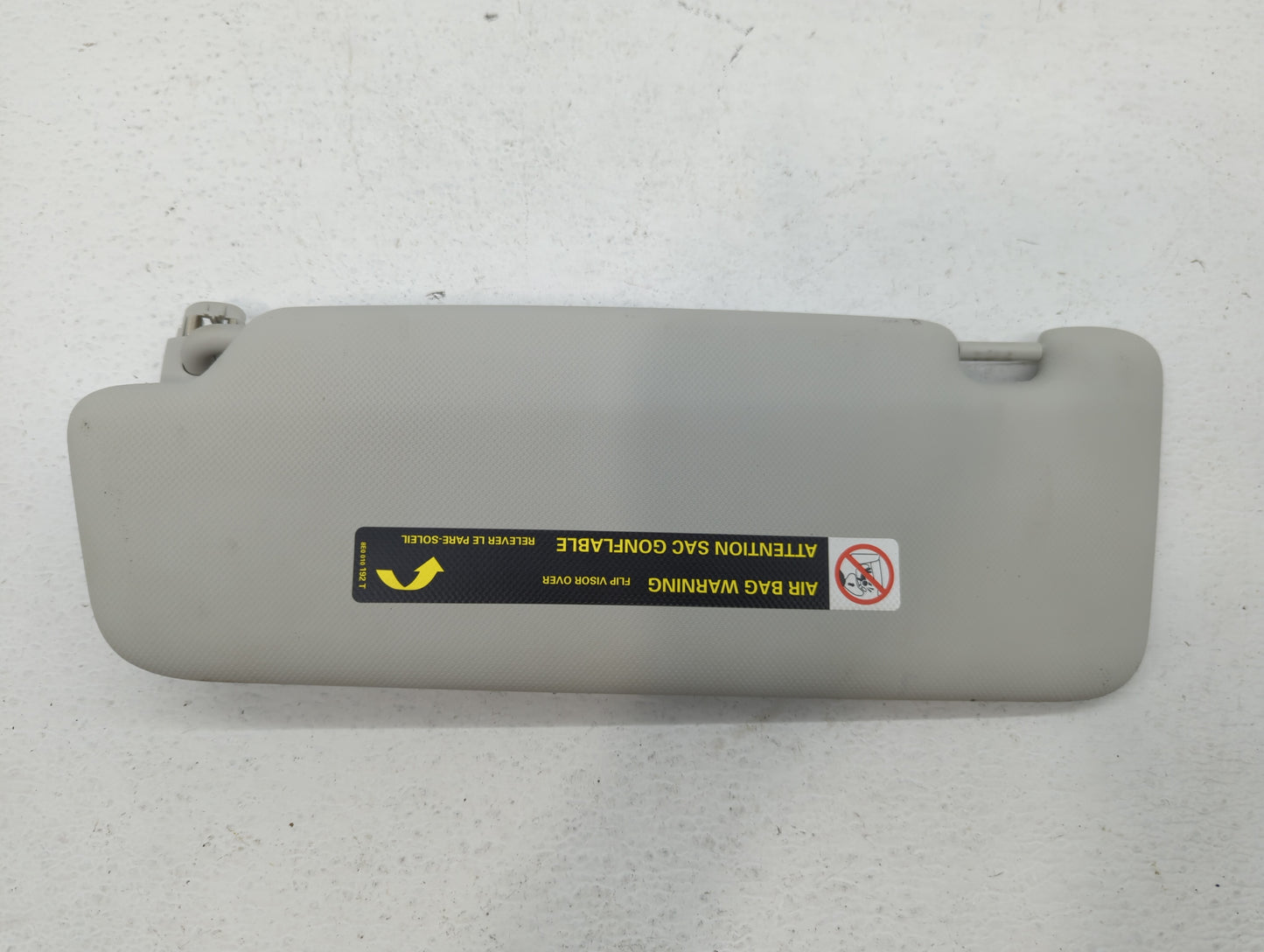 2009-2012 Audi A4 Sun Visor Shade Replacement Passenger Right Mirror Fits Fits 2009 2010 2011 2012 OEM Used Auto Parts - Oem
