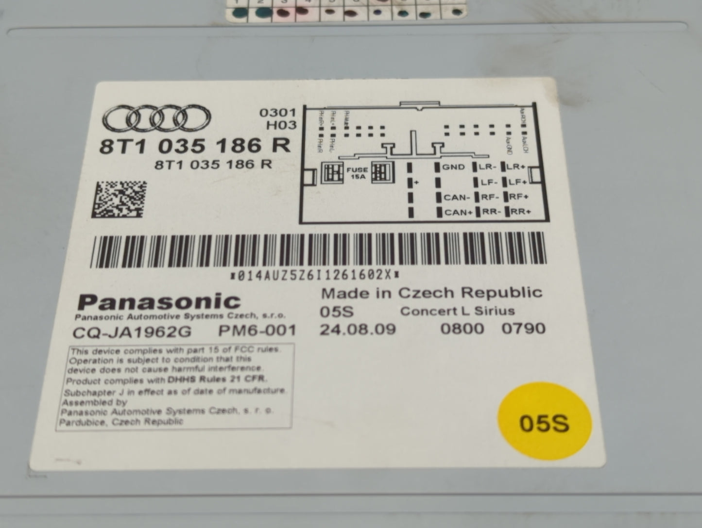 2010 Audi A4 Radio AM FM Cd Player Receiver Replacement P/N:8T1 035 186 R Fits OEM Used Auto Parts - Oemusedautoparts1.com