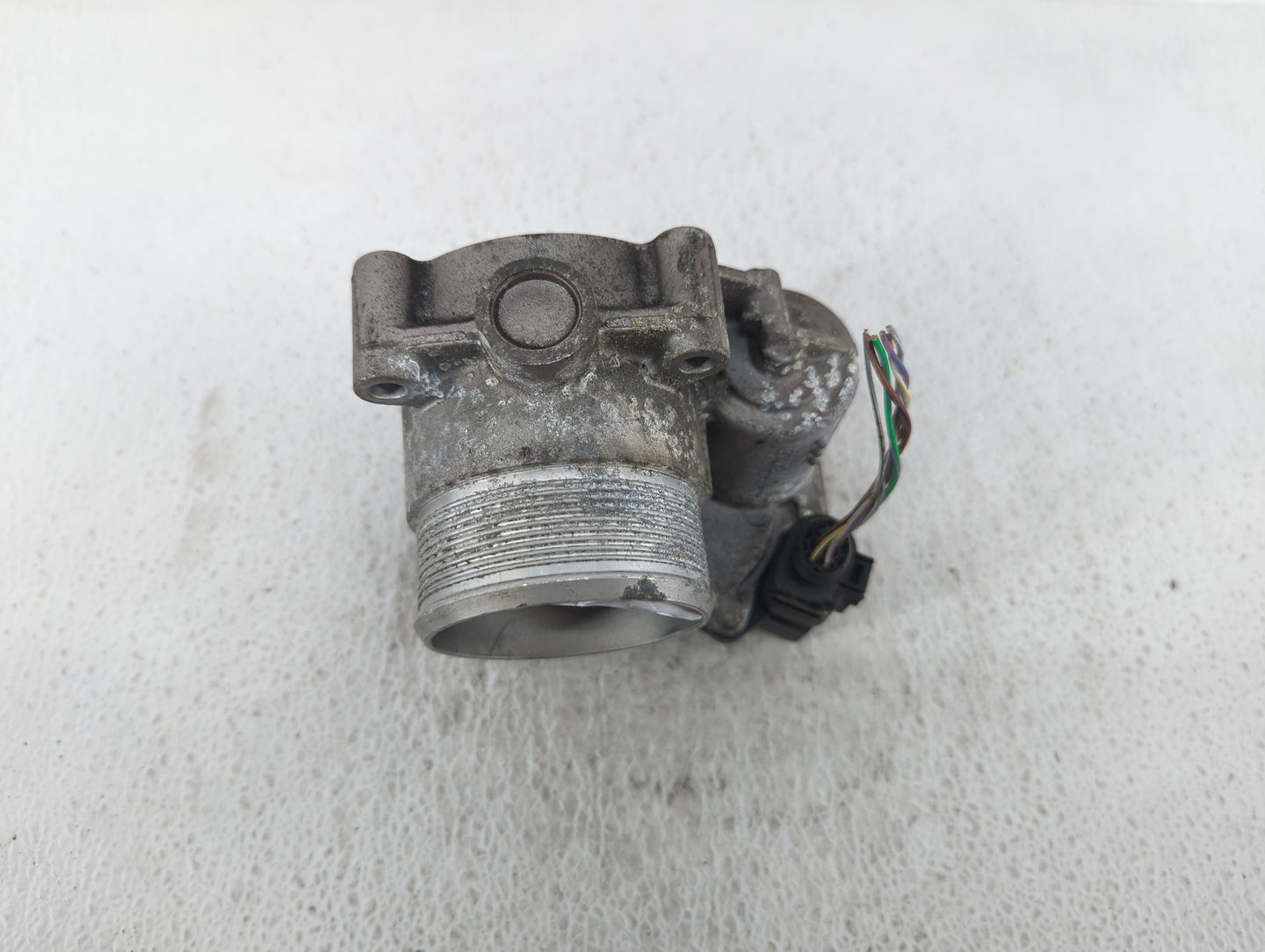 2005-2016 Audi A4 Throttle Body P/N:06F 133 062 J Fits OEM Used Auto Parts - Oemusedautoparts1.com