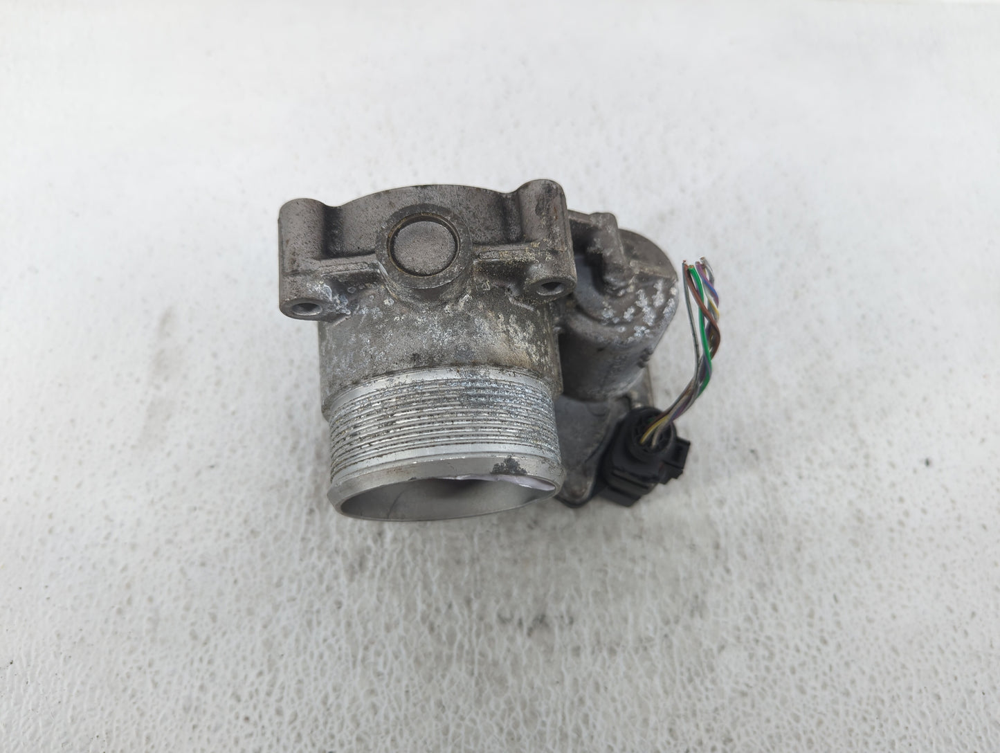 2005-2016 Audi A4 Throttle Body P/N:06F 133 062 J Fits OEM Used Auto Parts - Oemusedautoparts1.com