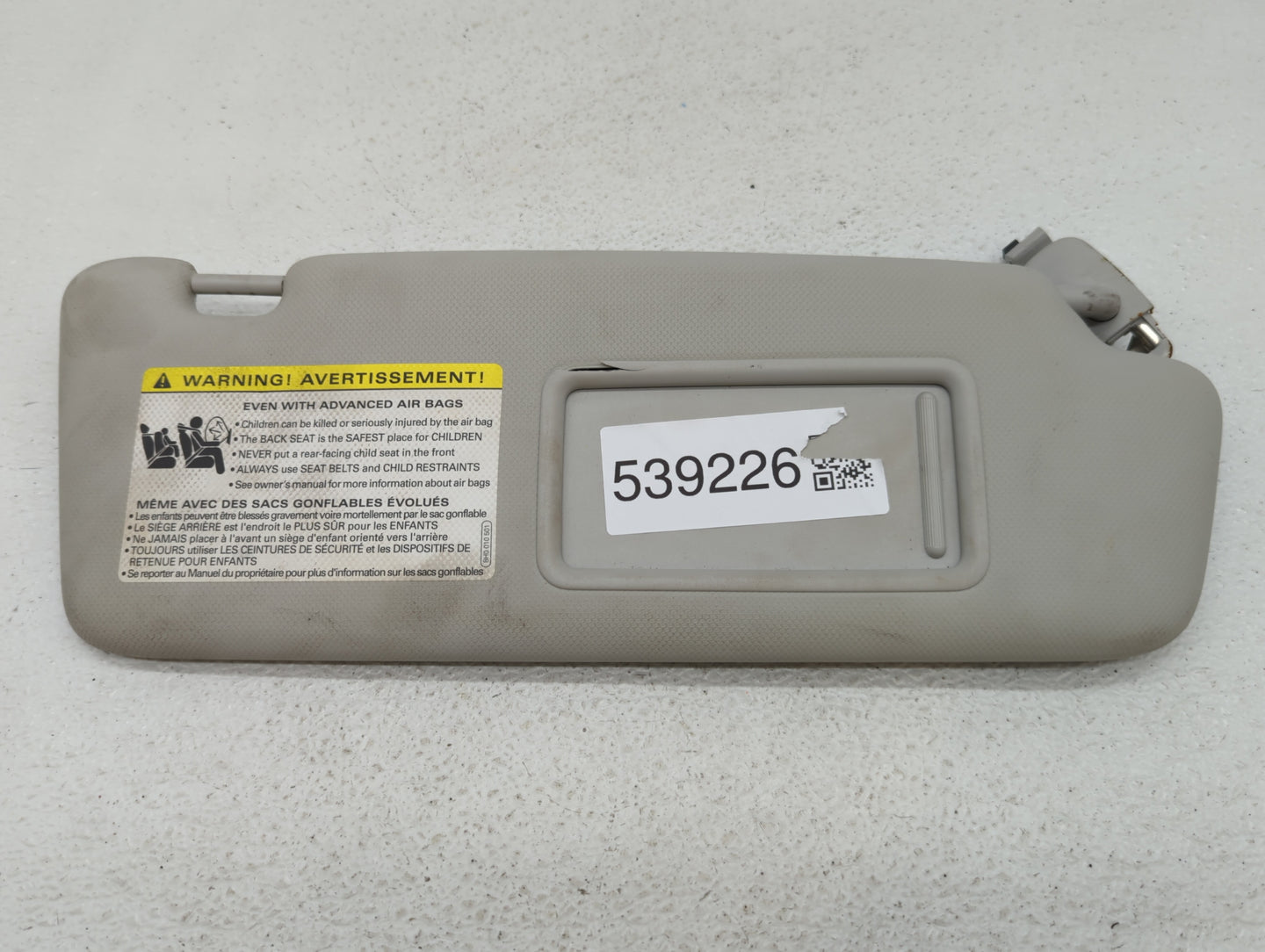 2009-2012 Audi A4 Sun Visor Shade Replacement Passenger Right Mirror Fits Fits 2009 2010 2011 2012 OEM Used Auto Parts - Oem