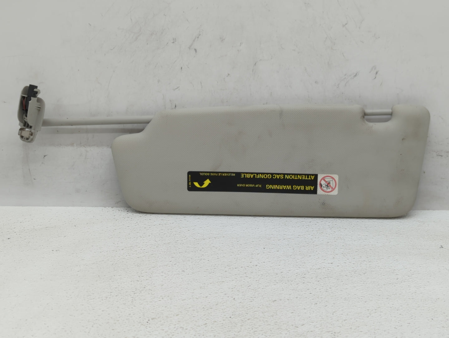 2009-2012 Audi A4 Sun Visor Shade Replacement Passenger Right Mirror Fits Fits 2009 2010 2011 2012 OEM Used Auto Parts - Oem