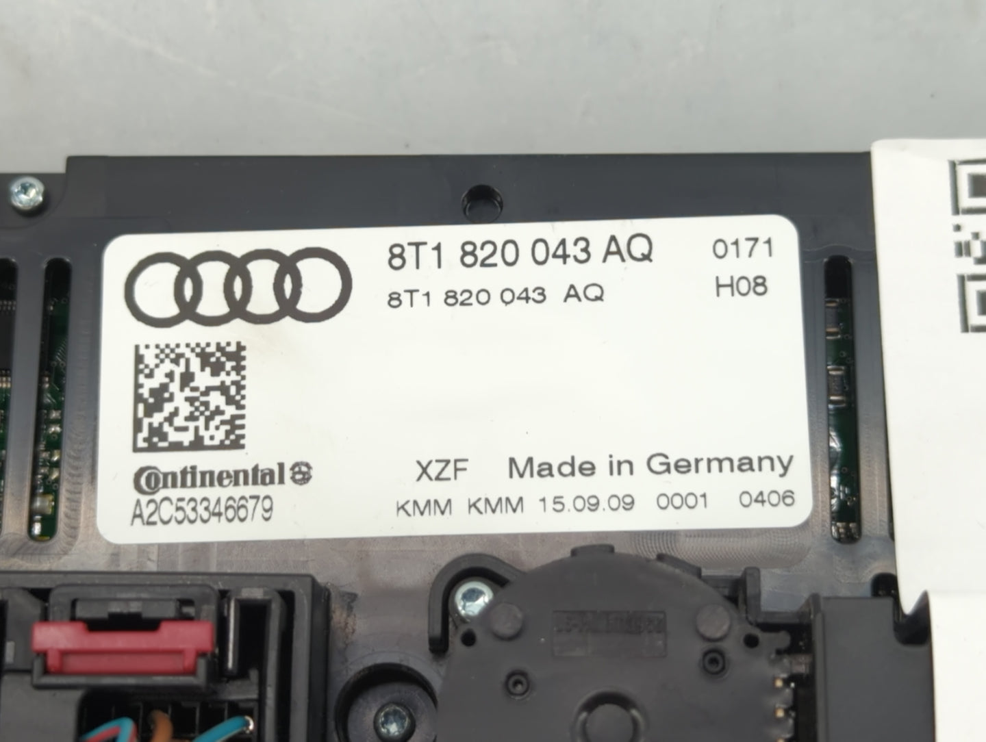 2009-2012 Audi A4 Climate Control Module Temperature AC/Heater Replacement P/N:8T1 820 043 AQ Fits OEM Used Auto Parts - Oem