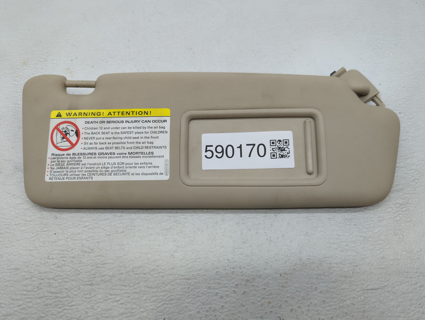 2009-2012 Audi A4 Sun Visor Shade Replacement Passenger Right Mirror Fits Fits 2009 2010 2011 2012 OEM Used Auto Parts - Oem