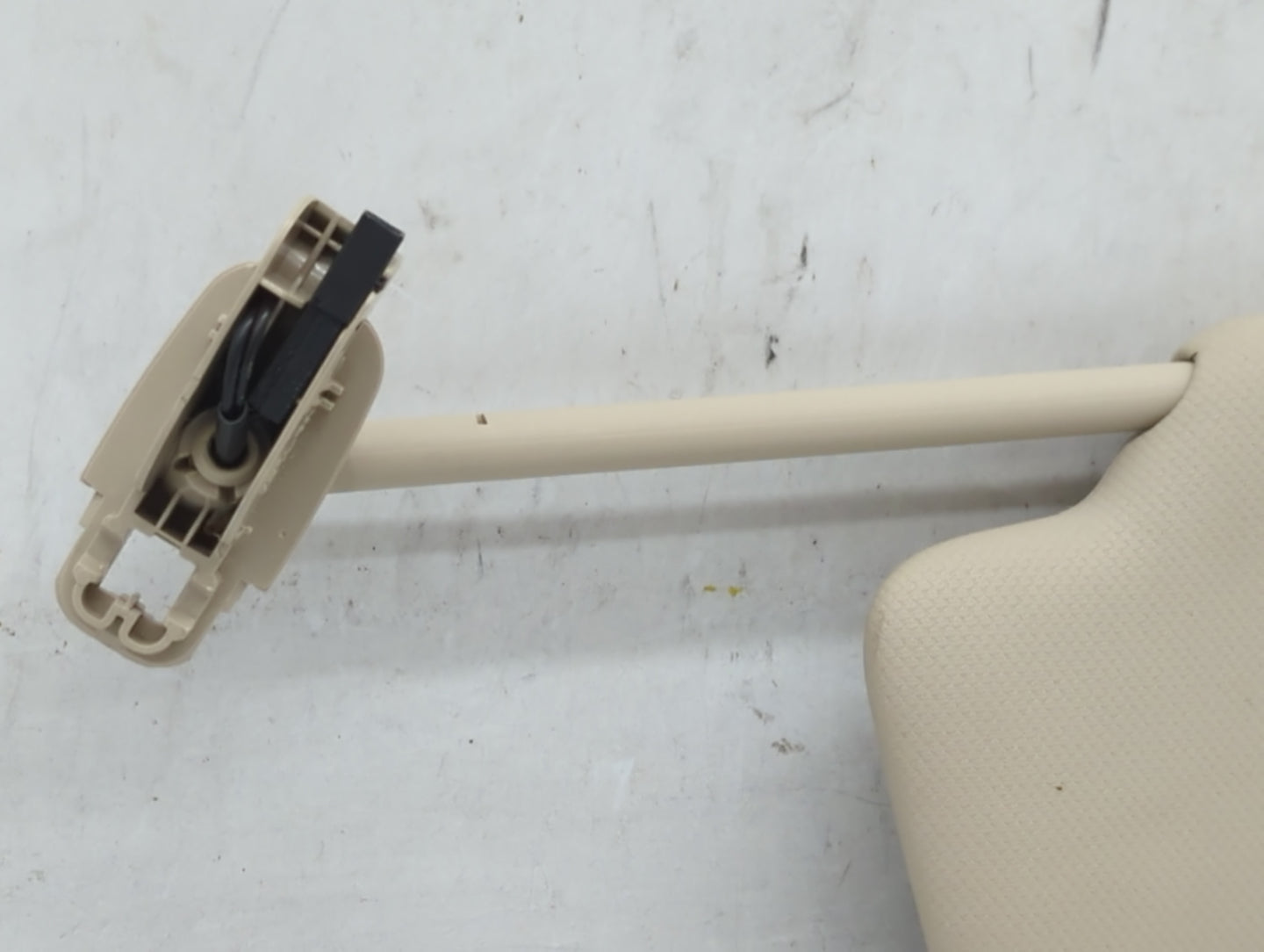 2009-2012 Audi A4 Sun Visor Shade Replacement Passenger Right Mirror Fits Fits 2009 2010 2011 2012 OEM Used Auto Parts - Oem