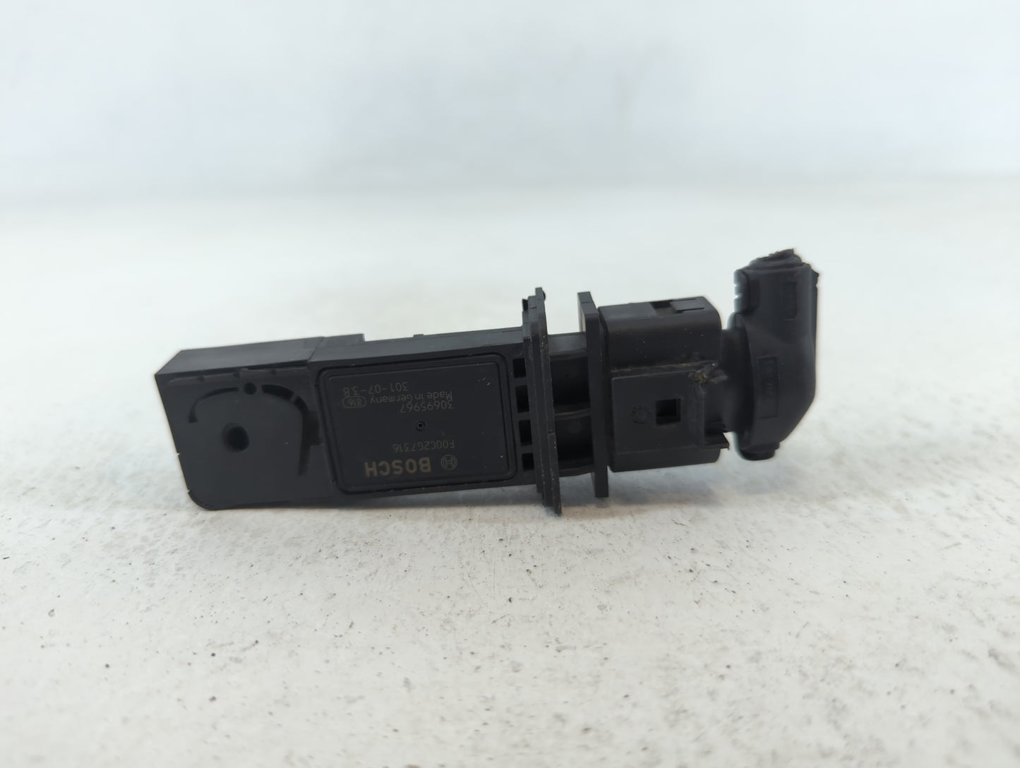 2009-2012 Audi A4 Mass Air Flow Meter Maf - Oemusedautoparts1.com