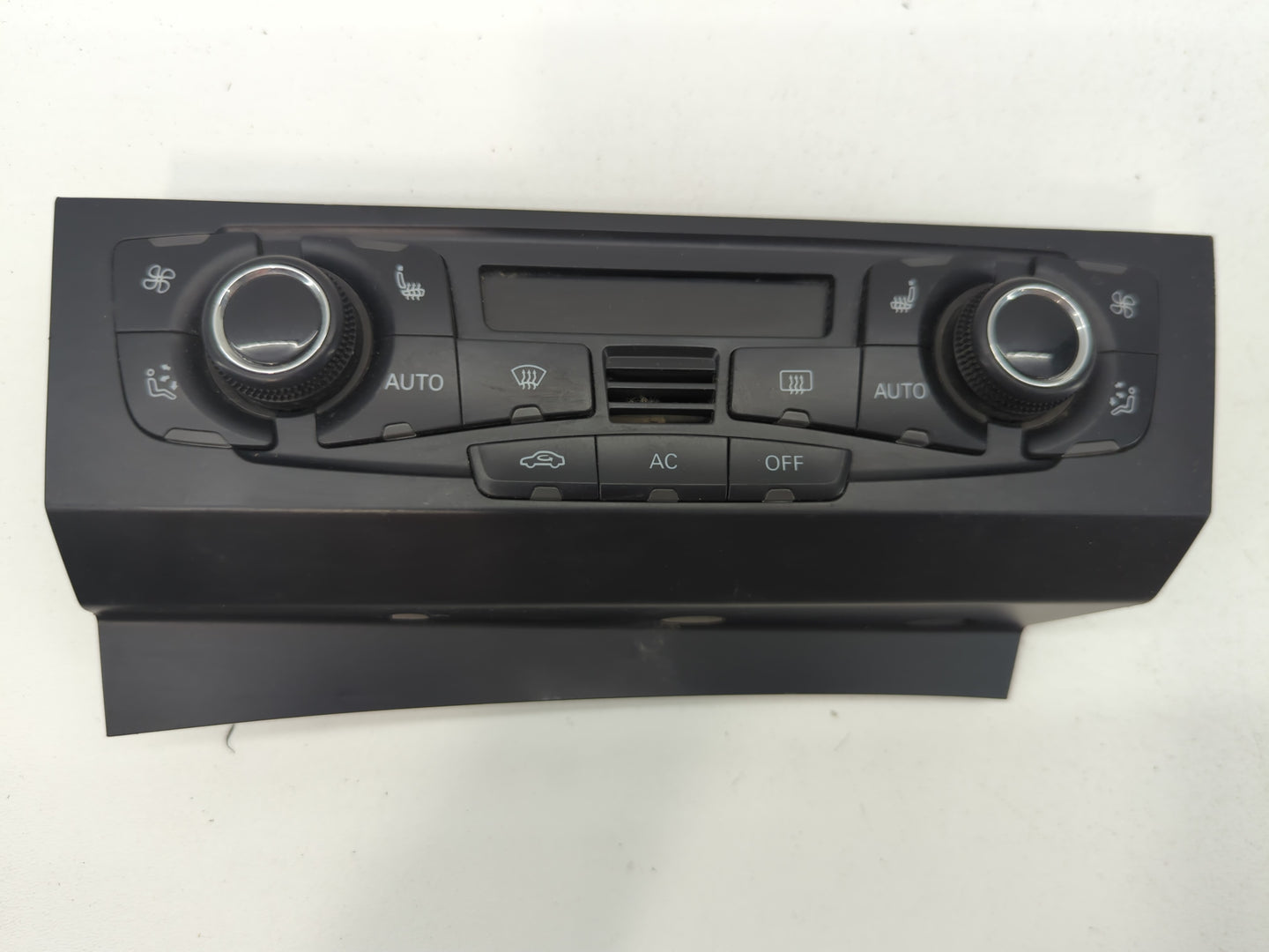 2009-2012 Audi A4 Climate Control Module Temperature AC/Heater Replacement P/N:8T1 820 043 AQ Fits OEM Used Auto Parts - Oem