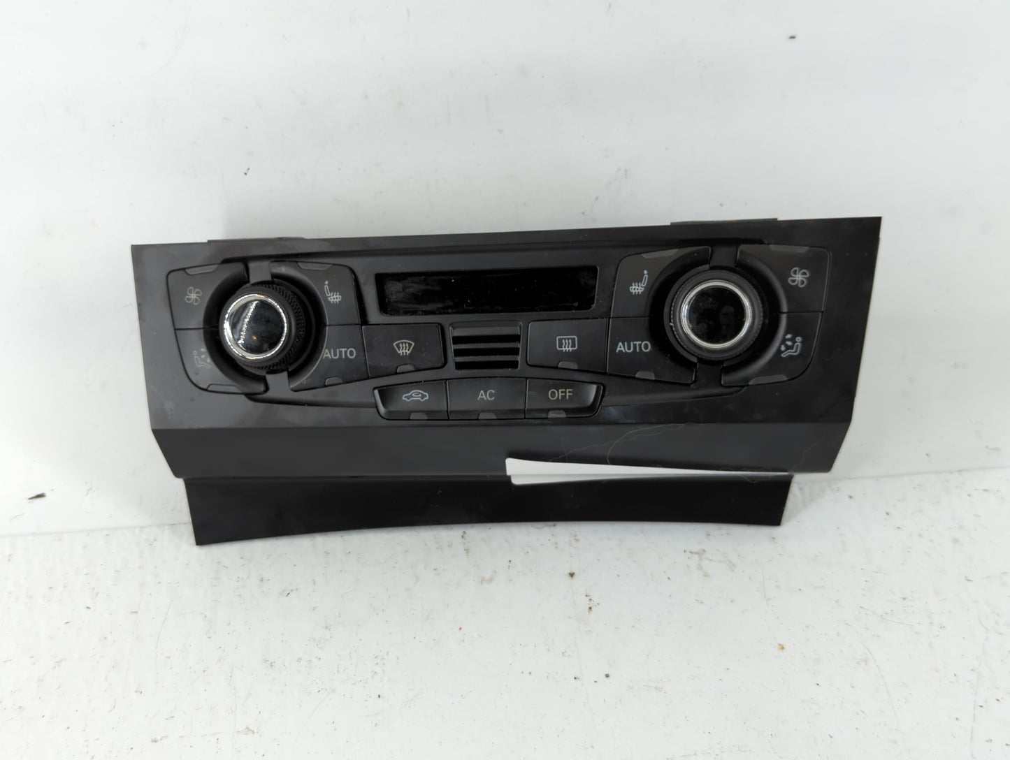 2009-2012 Audi A4 Climate Control Module Temperature AC/Heater Replacement P/N:8T1 820 043 AQ Fits OEM Used Auto Parts - Oem