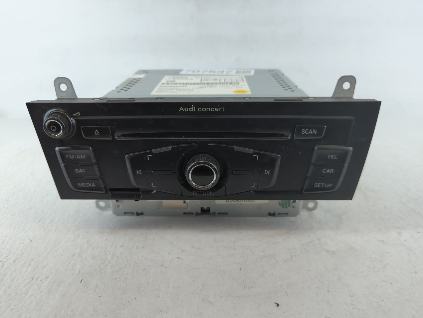 2010-2012 Audi A4 Am Fm Cd Player Radio Receiver - Oemusedautoparts1.com