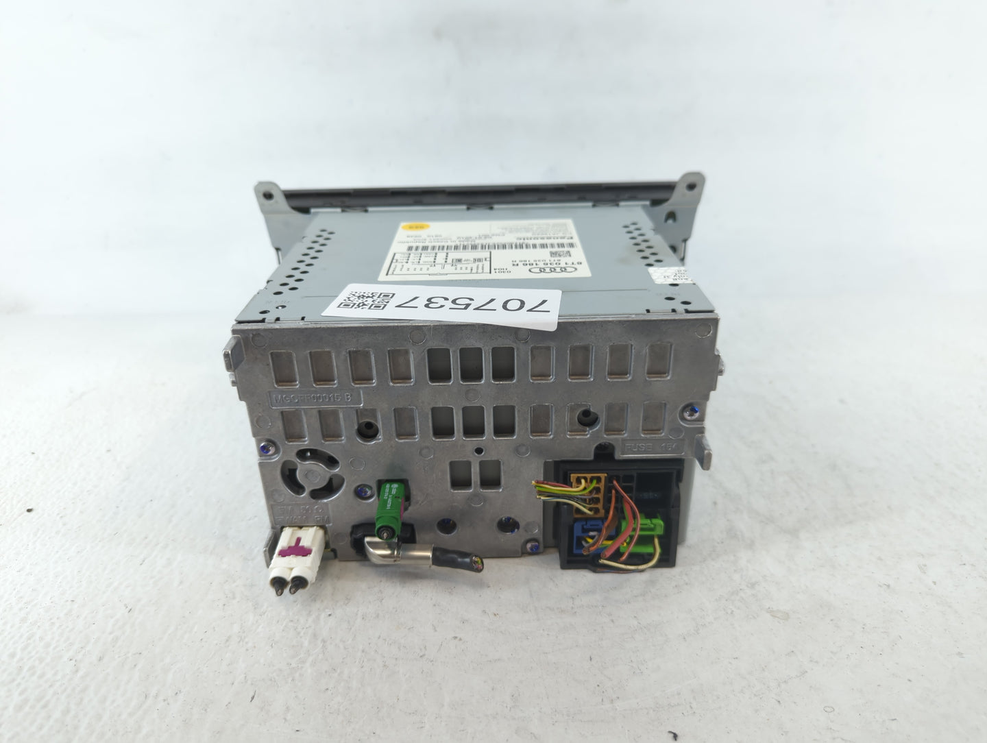2010-2012 Audi A4 Am Fm Cd Player Radio Receiver - Oemusedautoparts1.com